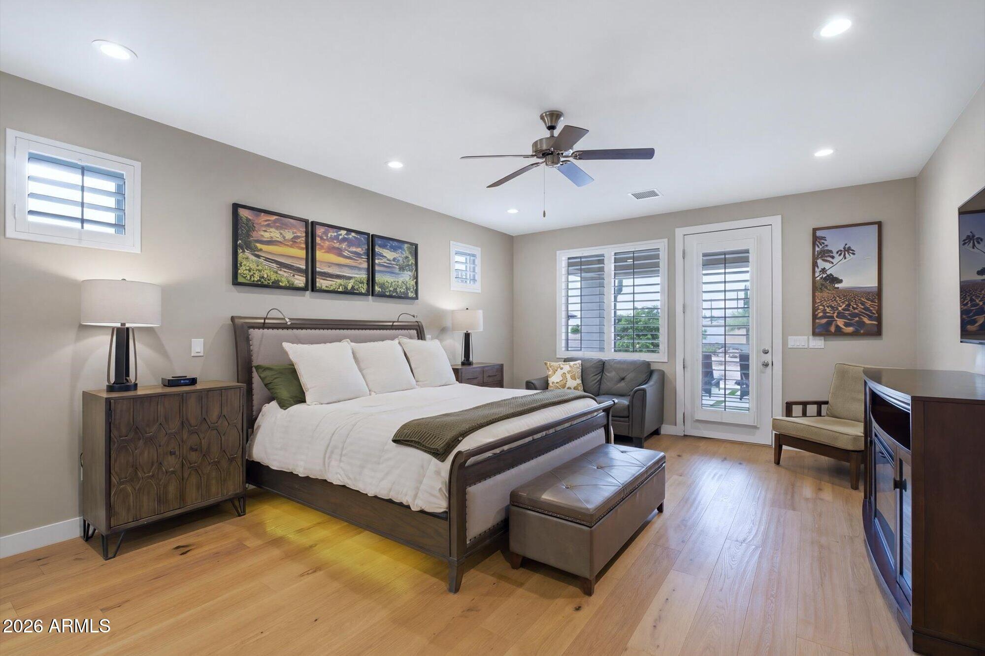 8236 E HERMOSA VISTA Drive