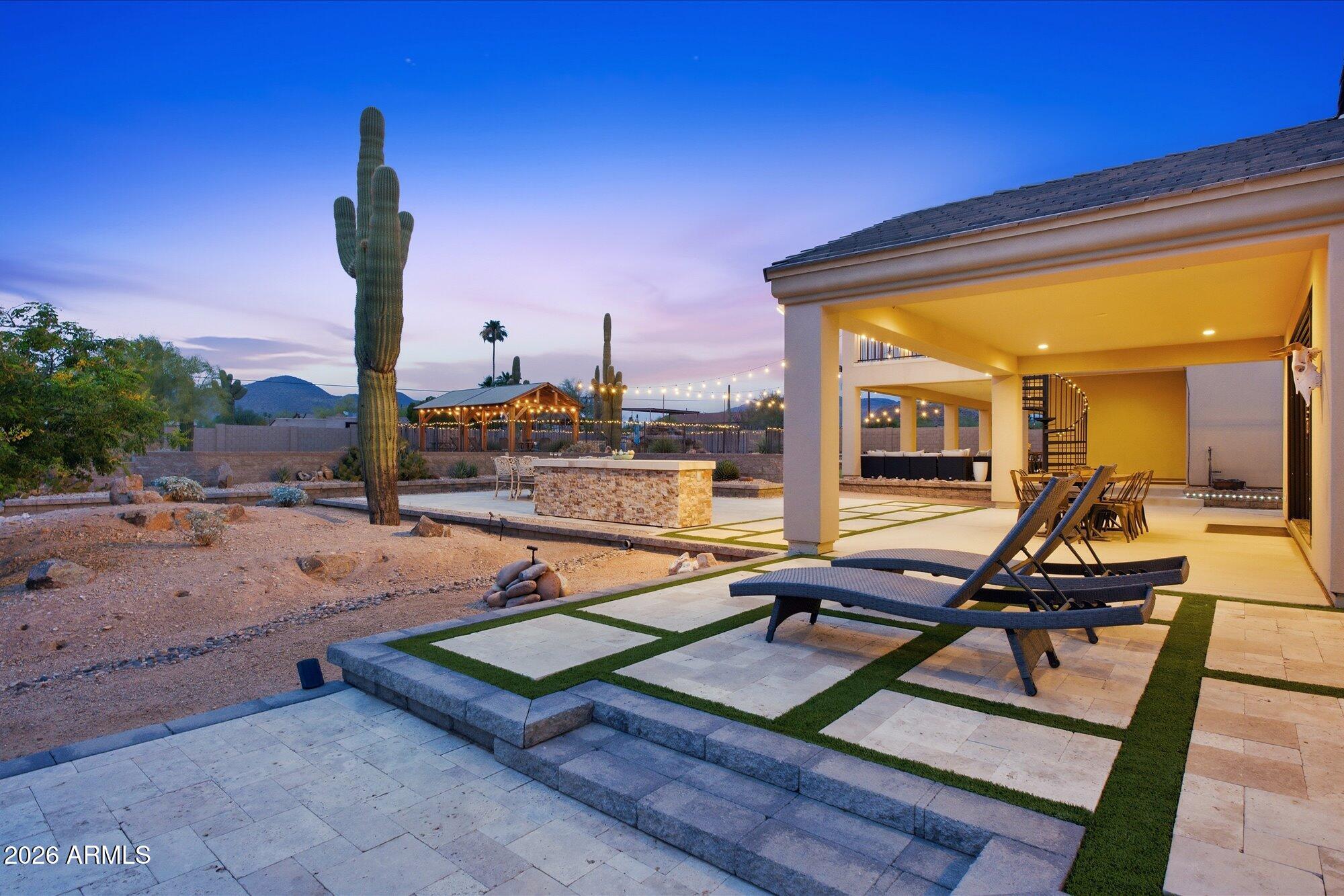 8236 E HERMOSA VISTA Drive