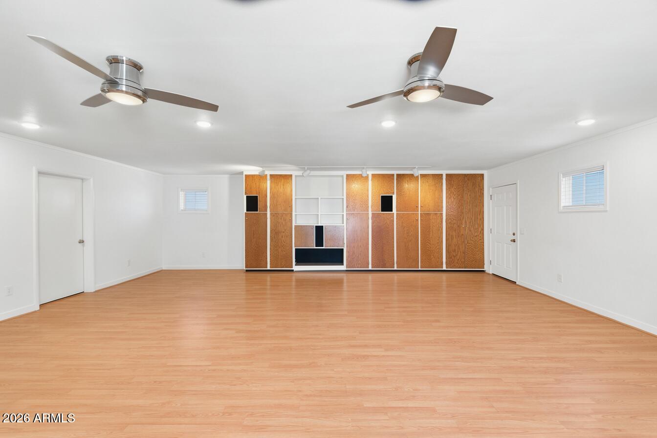 321 E Campbell Road