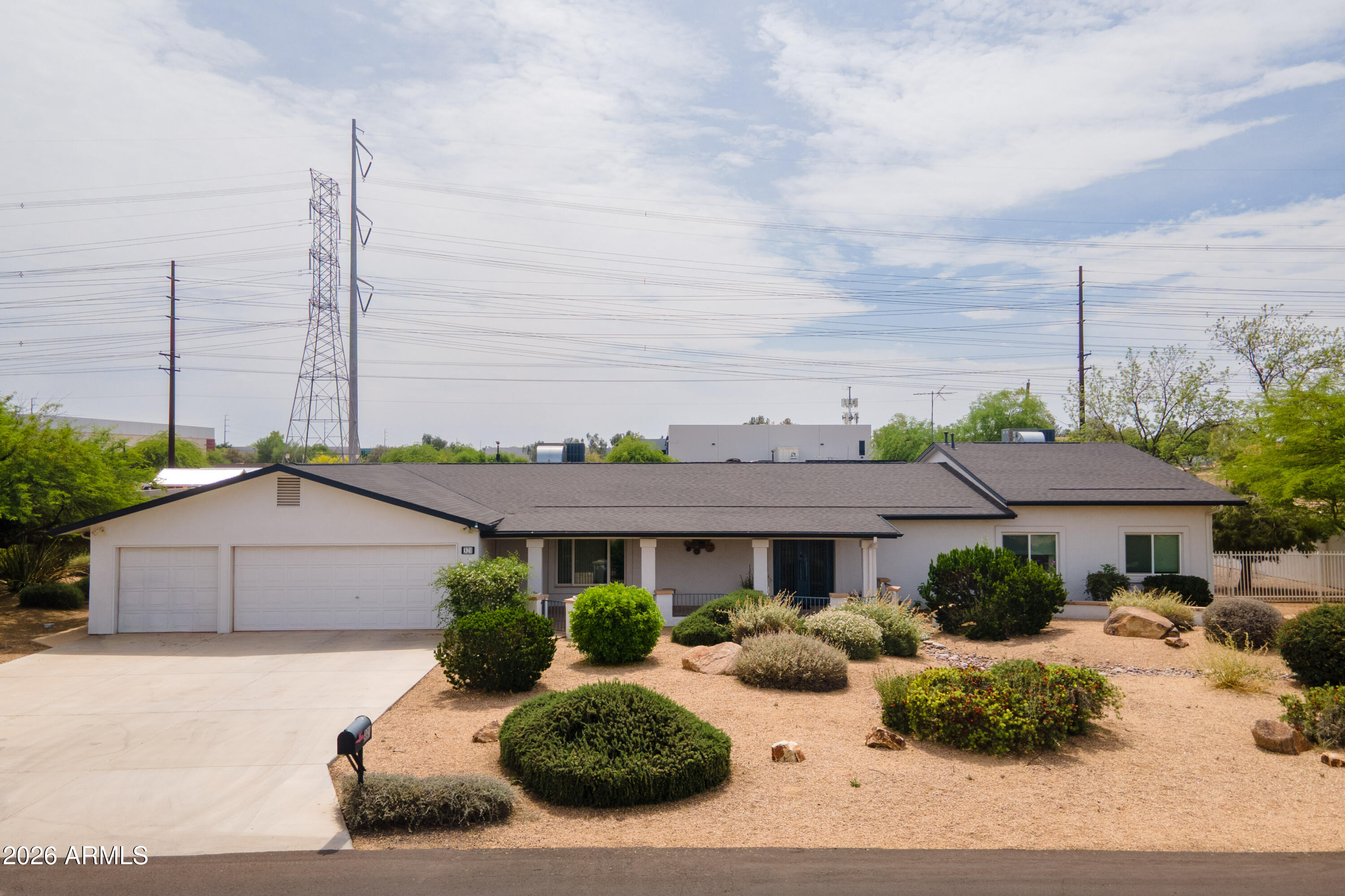 321 E Campbell Road
