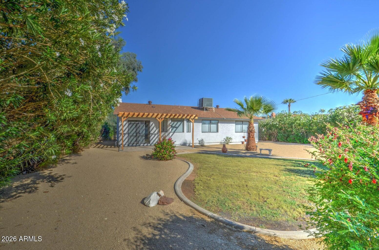 3022 N 34th Place