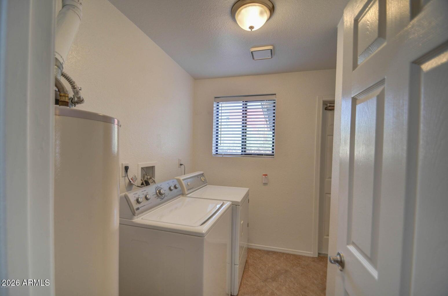 3022 N 34th Place