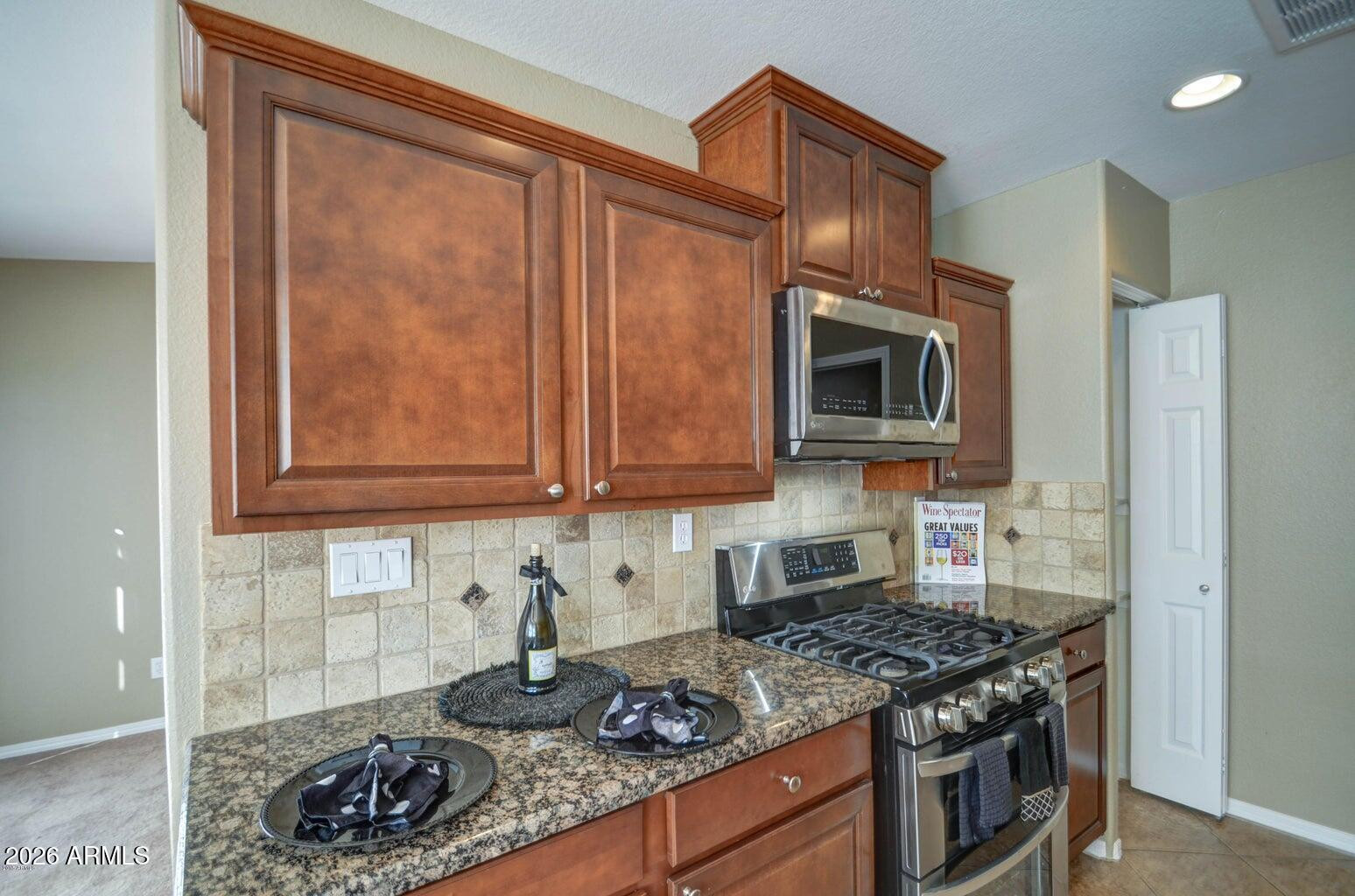 3022 N 34th Place