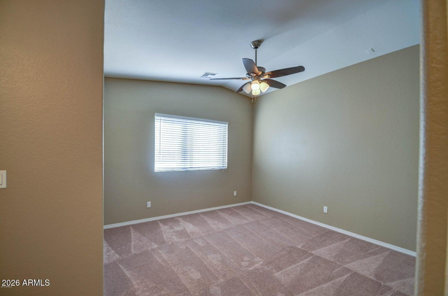 3022 N 34th Place