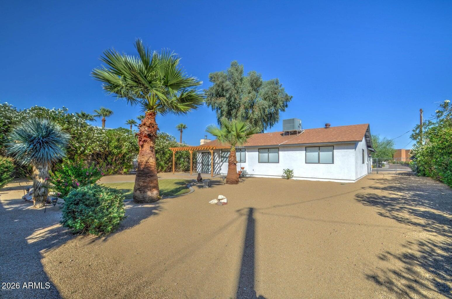 3022 N 34th Place