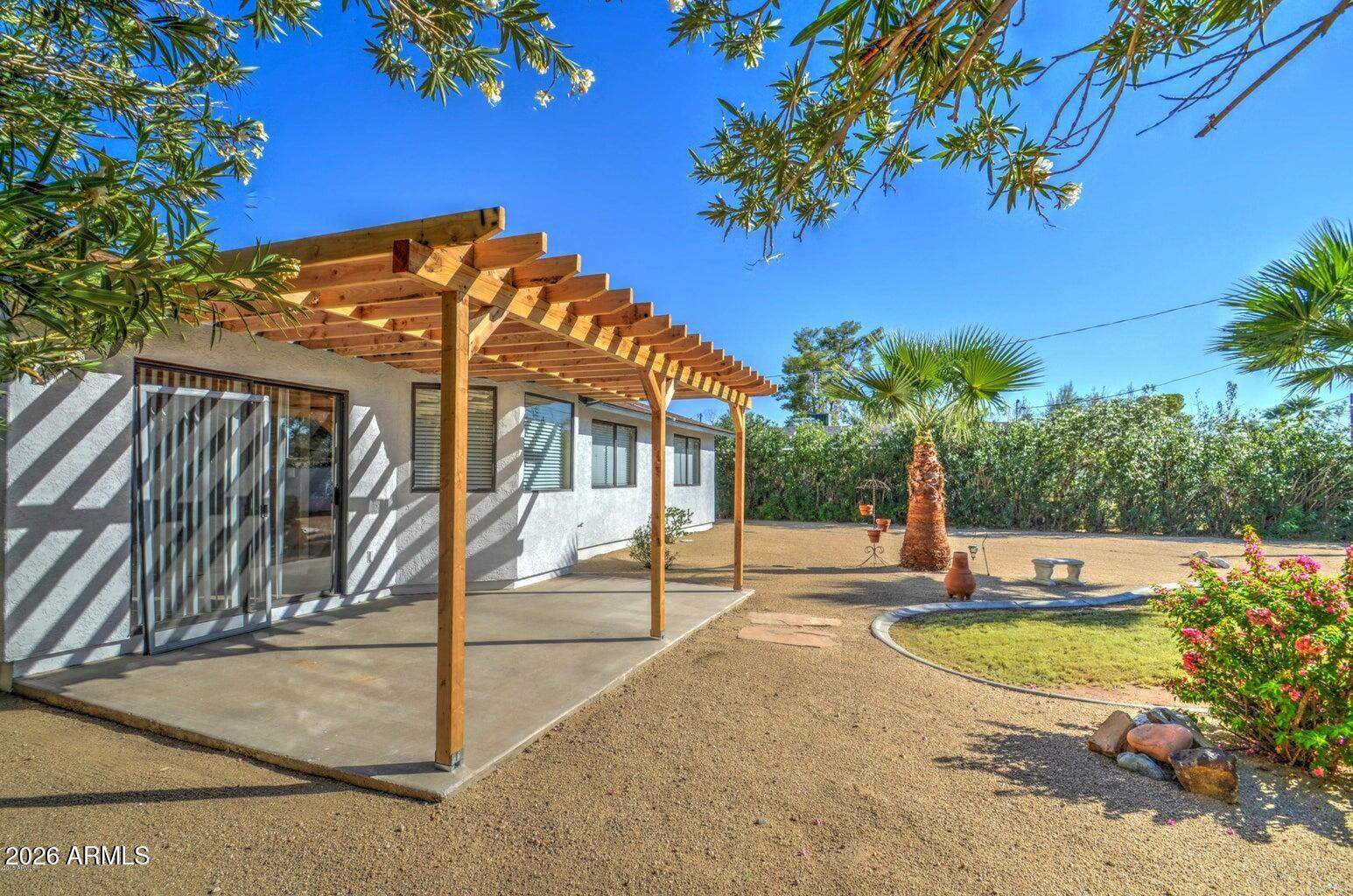 3022 N 34th Place