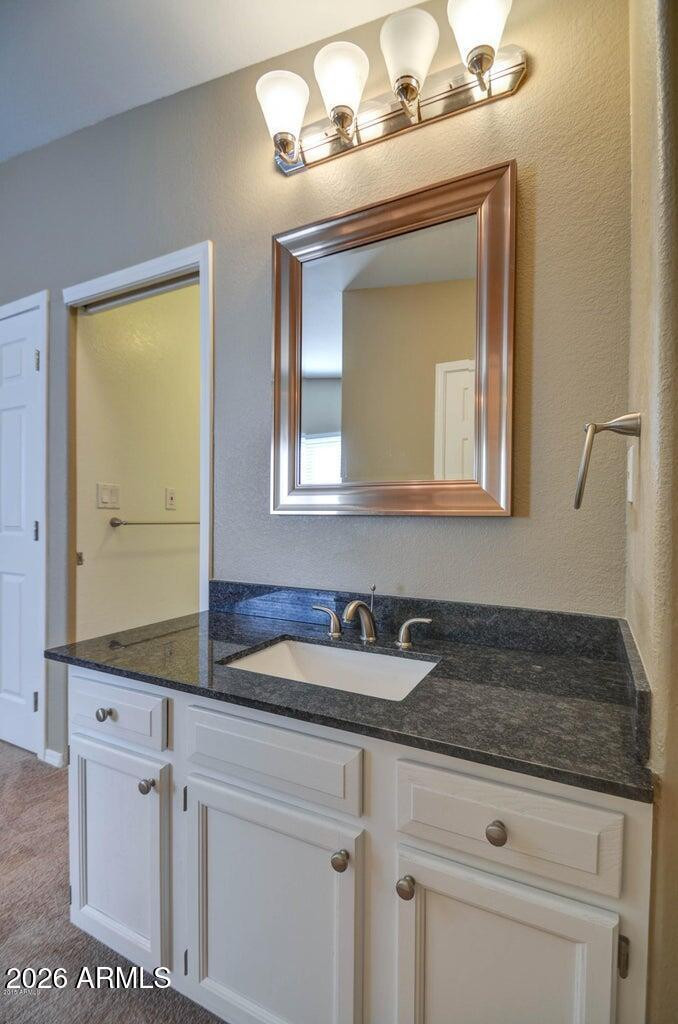 3022 N 34th Place