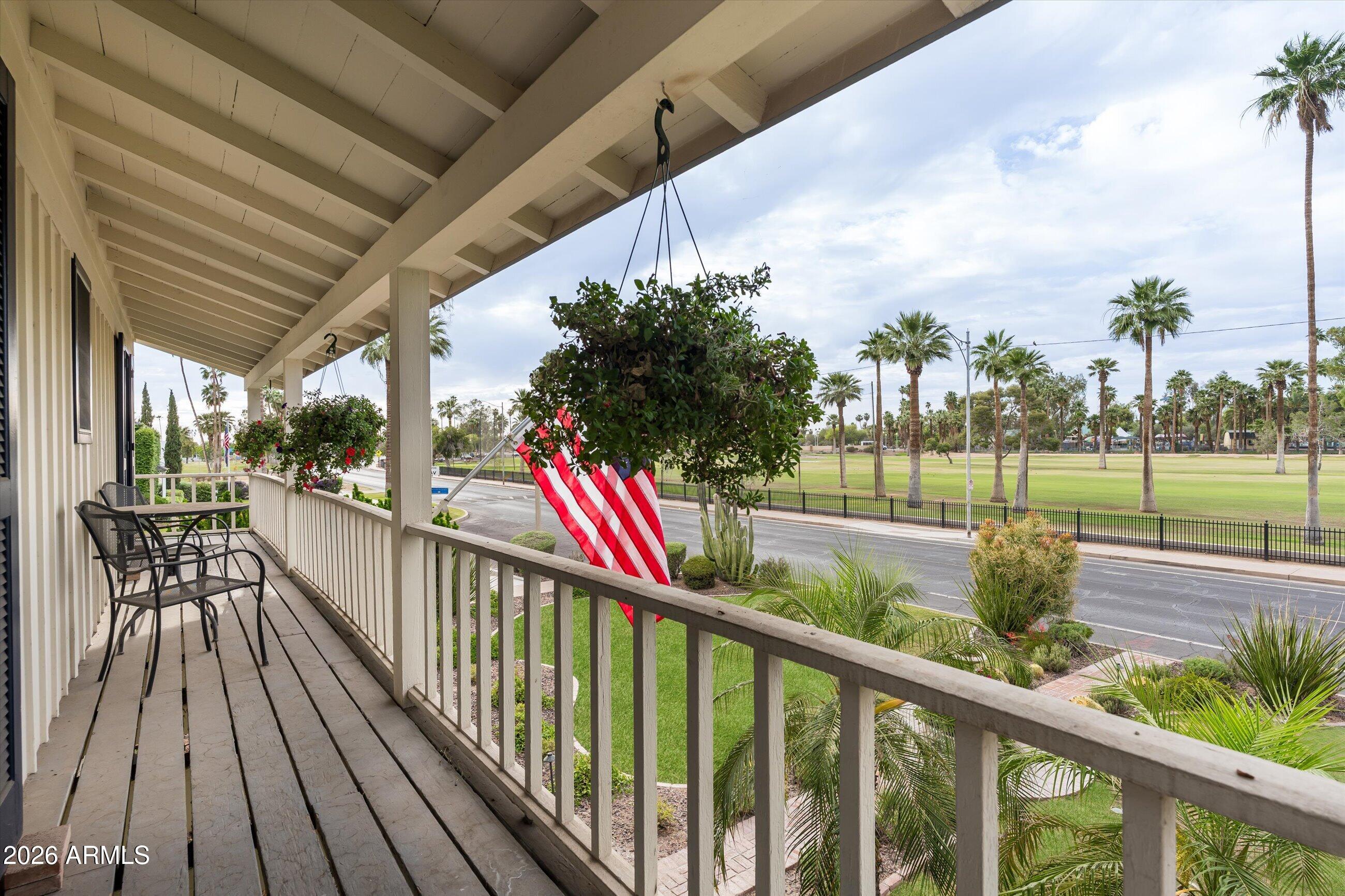 1021 W Encanto Boulevard