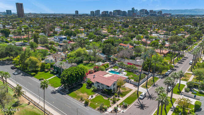 1021 W Encanto Boulevard