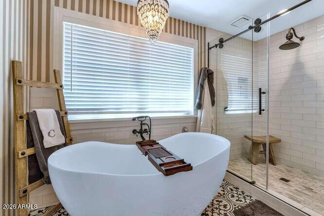 1021 W Encanto Boulevard