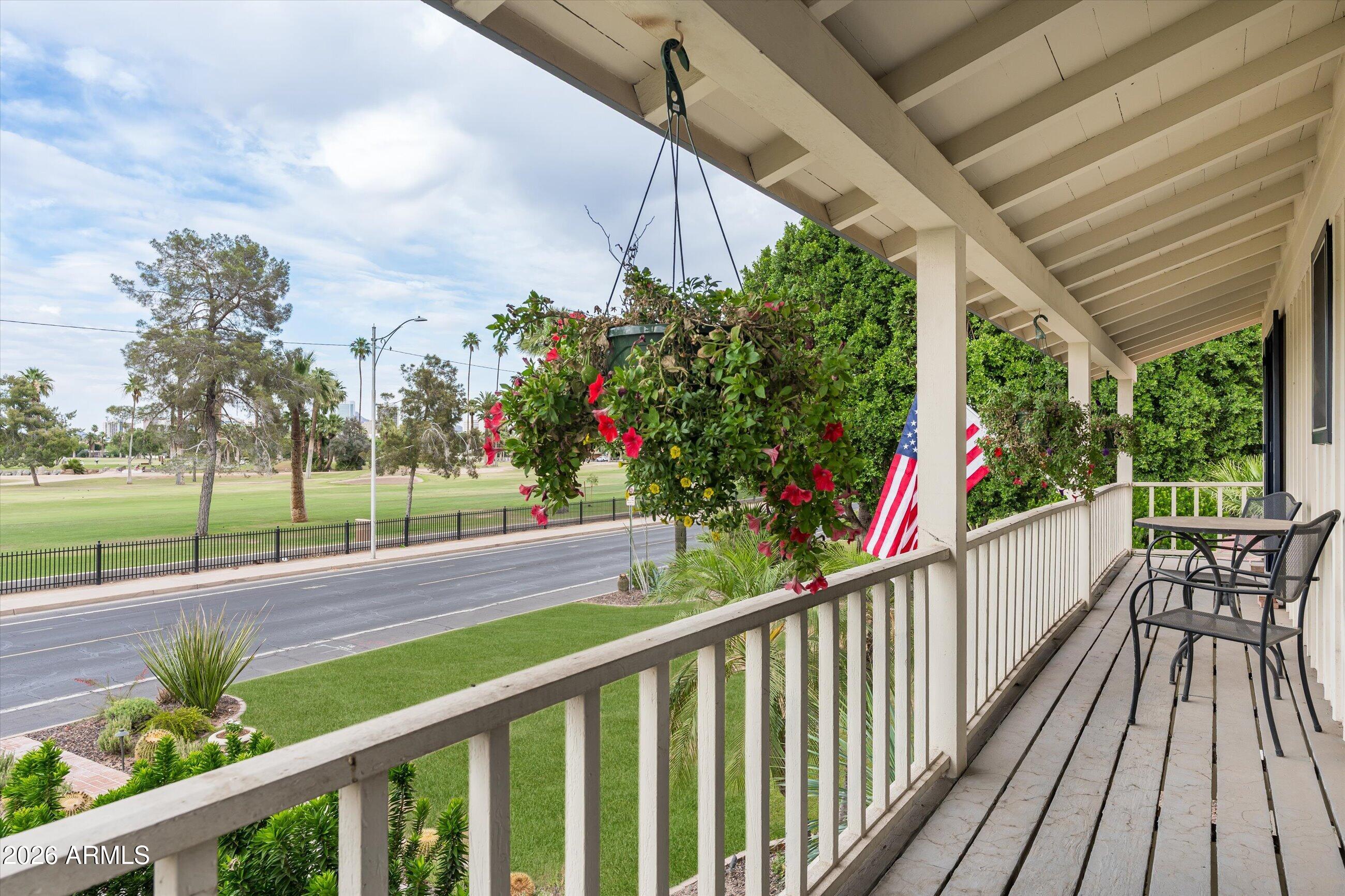 1021 W Encanto Boulevard
