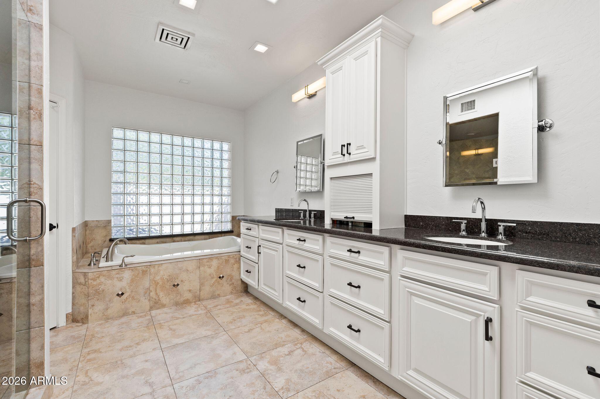 10060 N 78TH Place