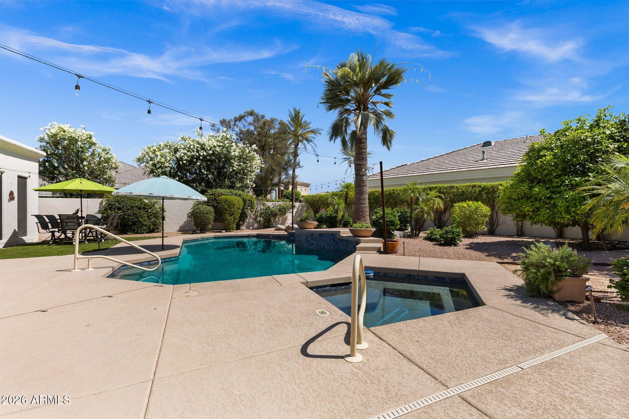10060 N 78TH Place