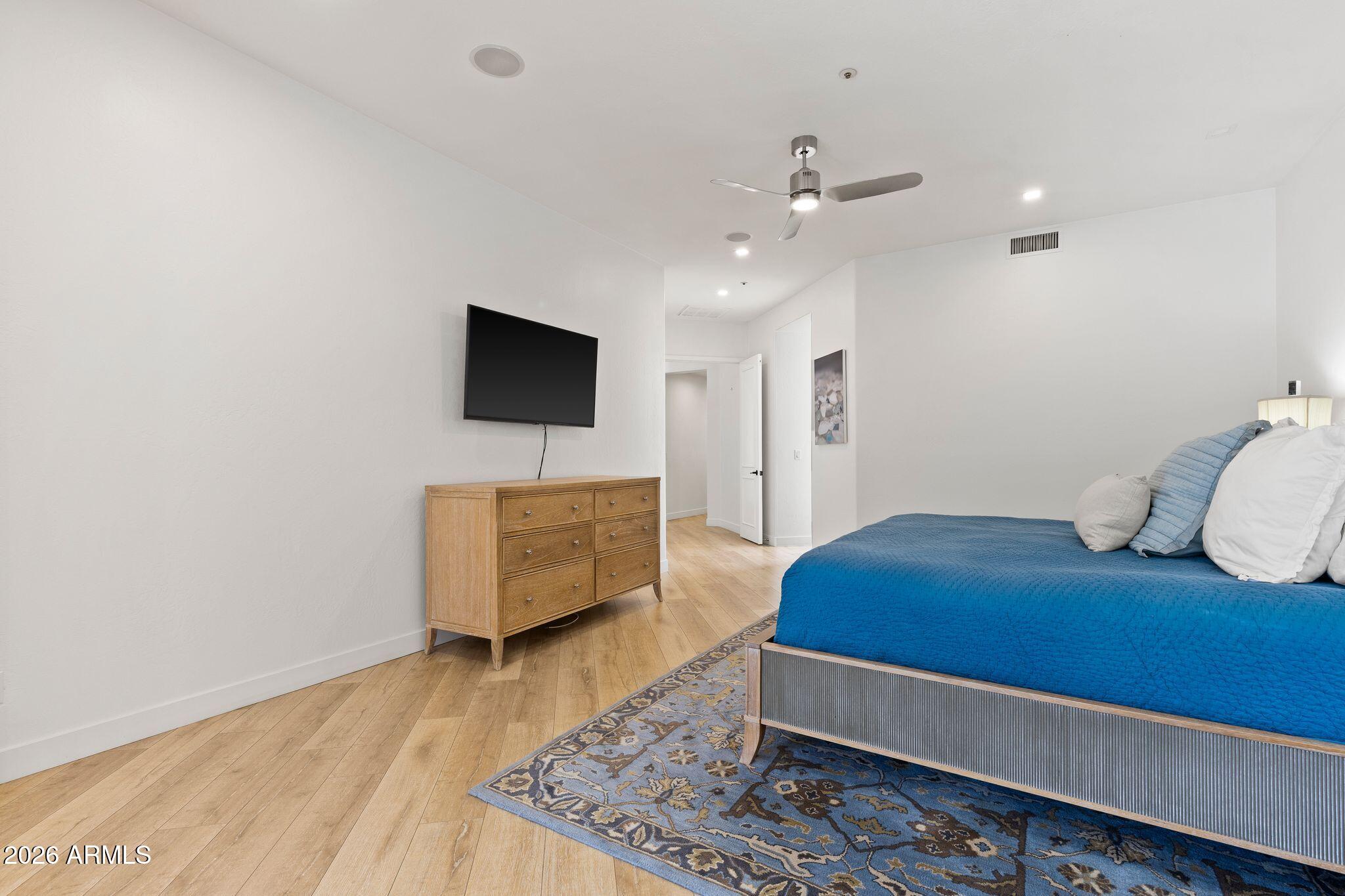10060 N 78TH Place
