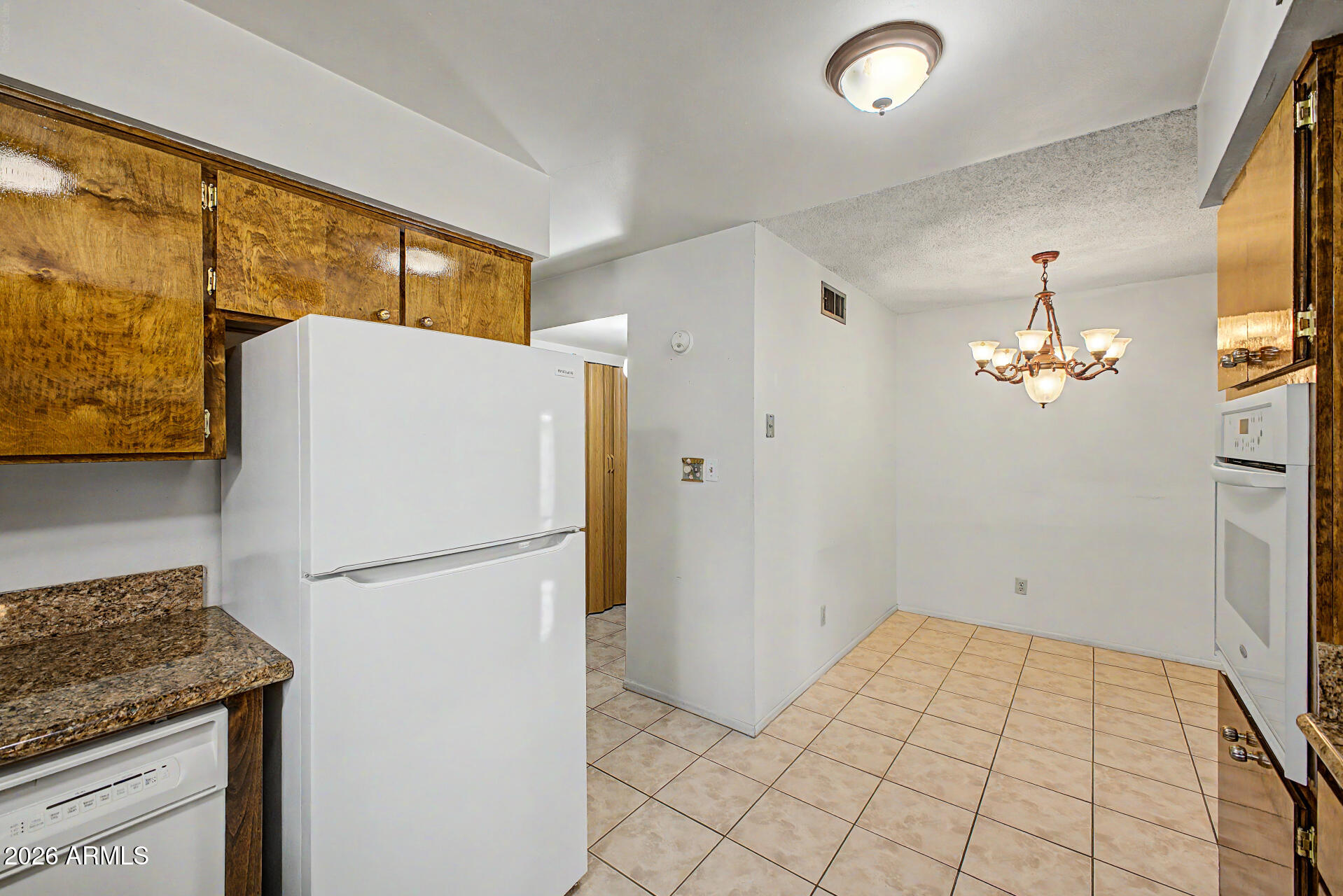 4024 W DUNLAP Avenue