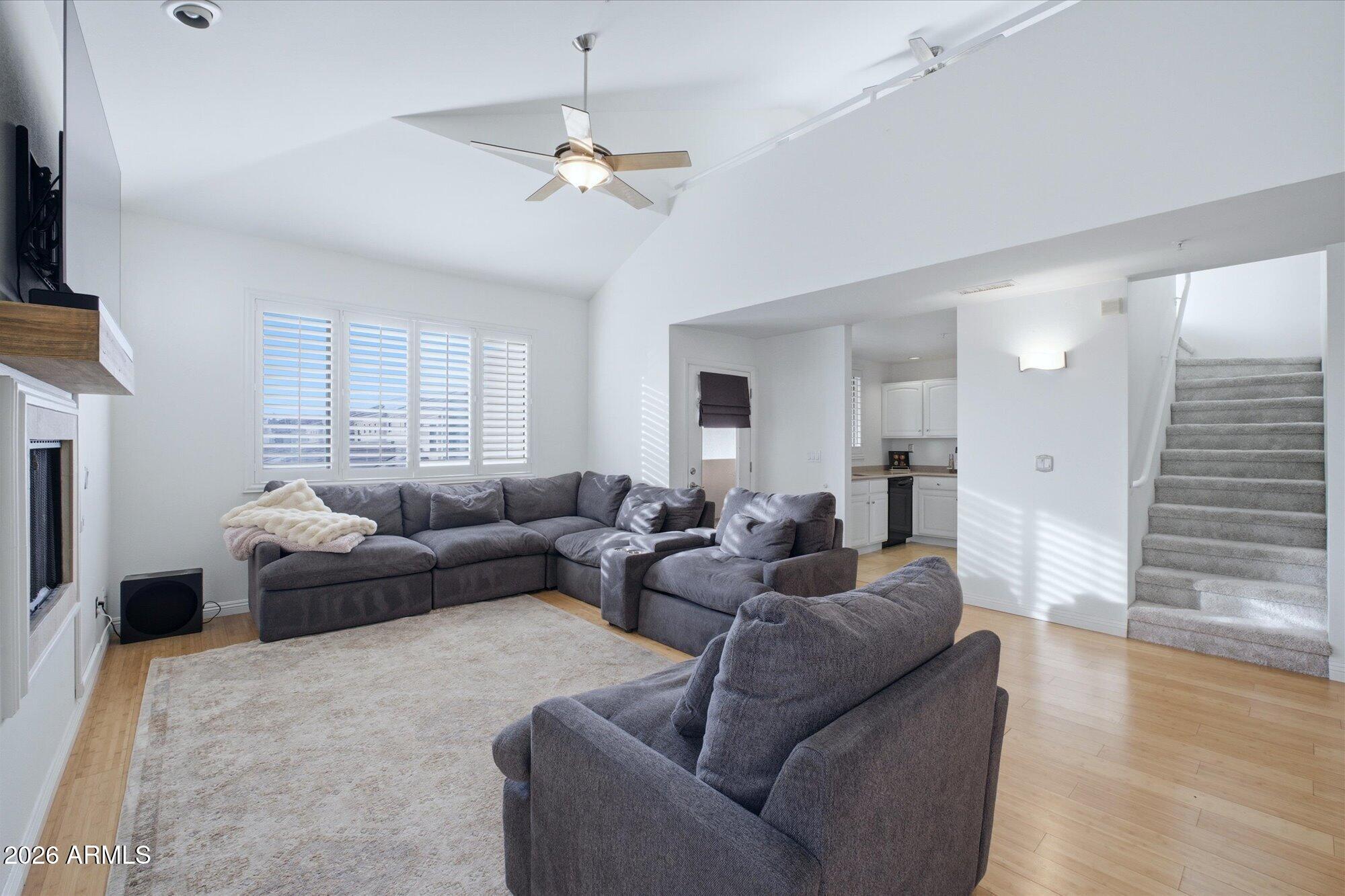 8270 N HAYDEN Road 2037