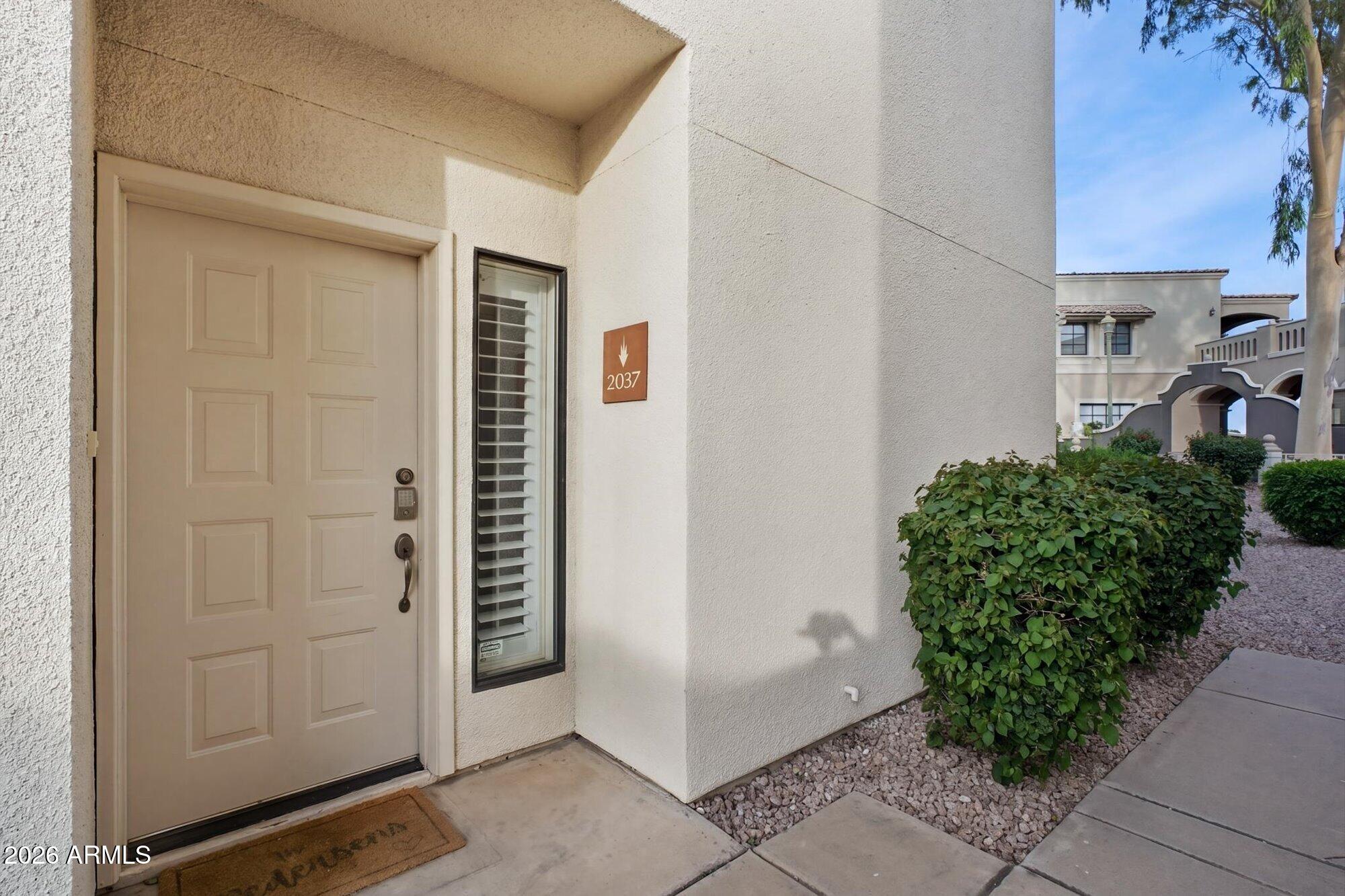 8270 N HAYDEN Road 2037