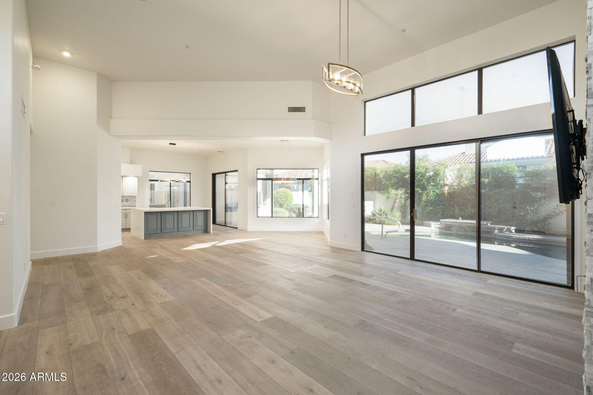7417 E Cochise Drive