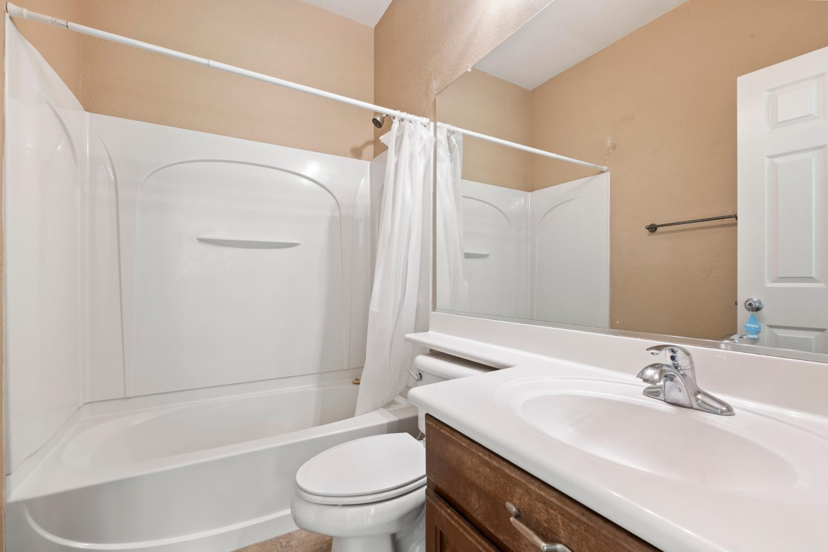 18813 E Arrowhead Trail