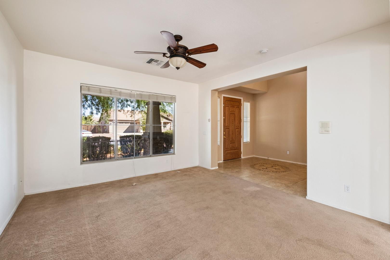 18813 E Arrowhead Trail