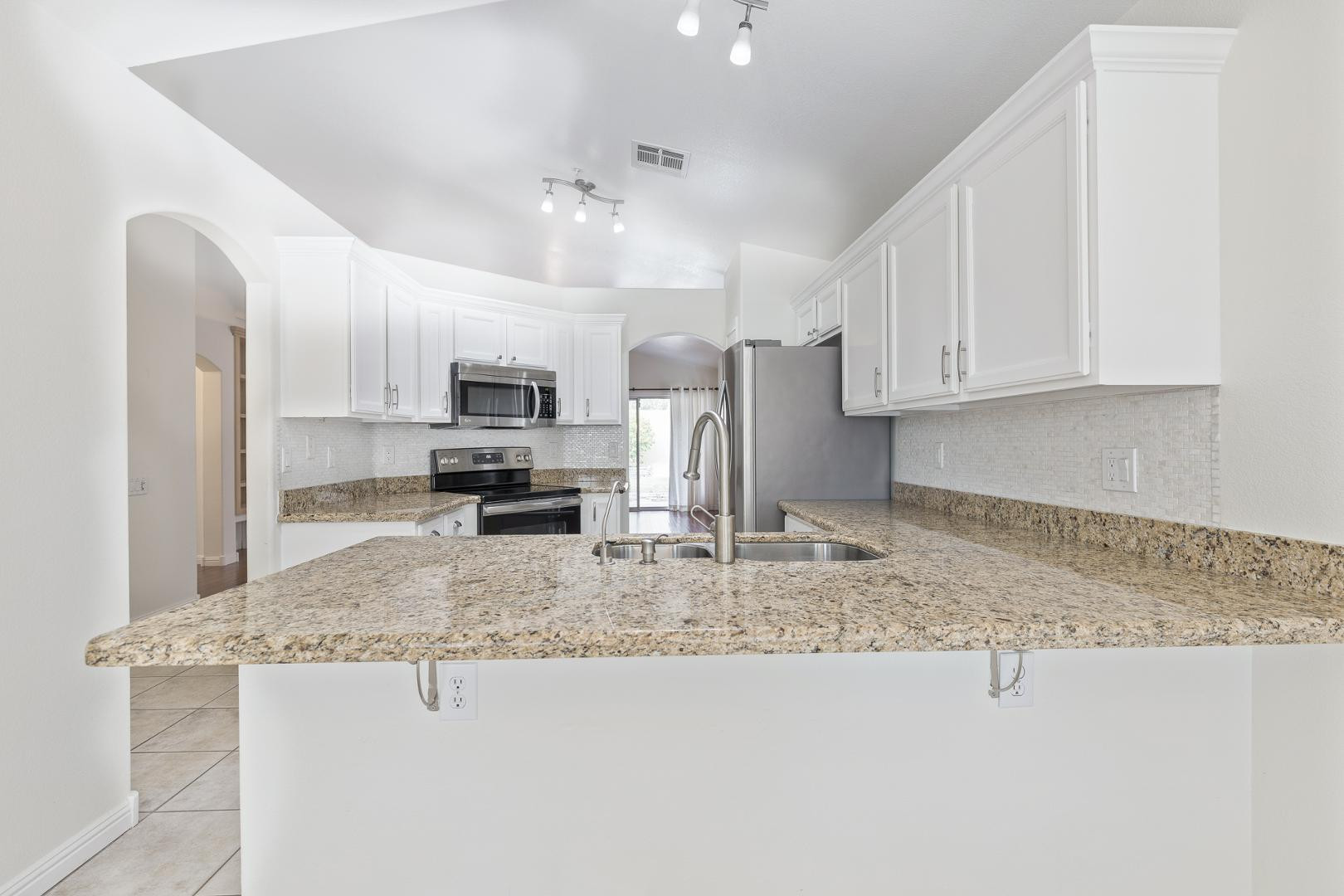 7362 E Hanover Way