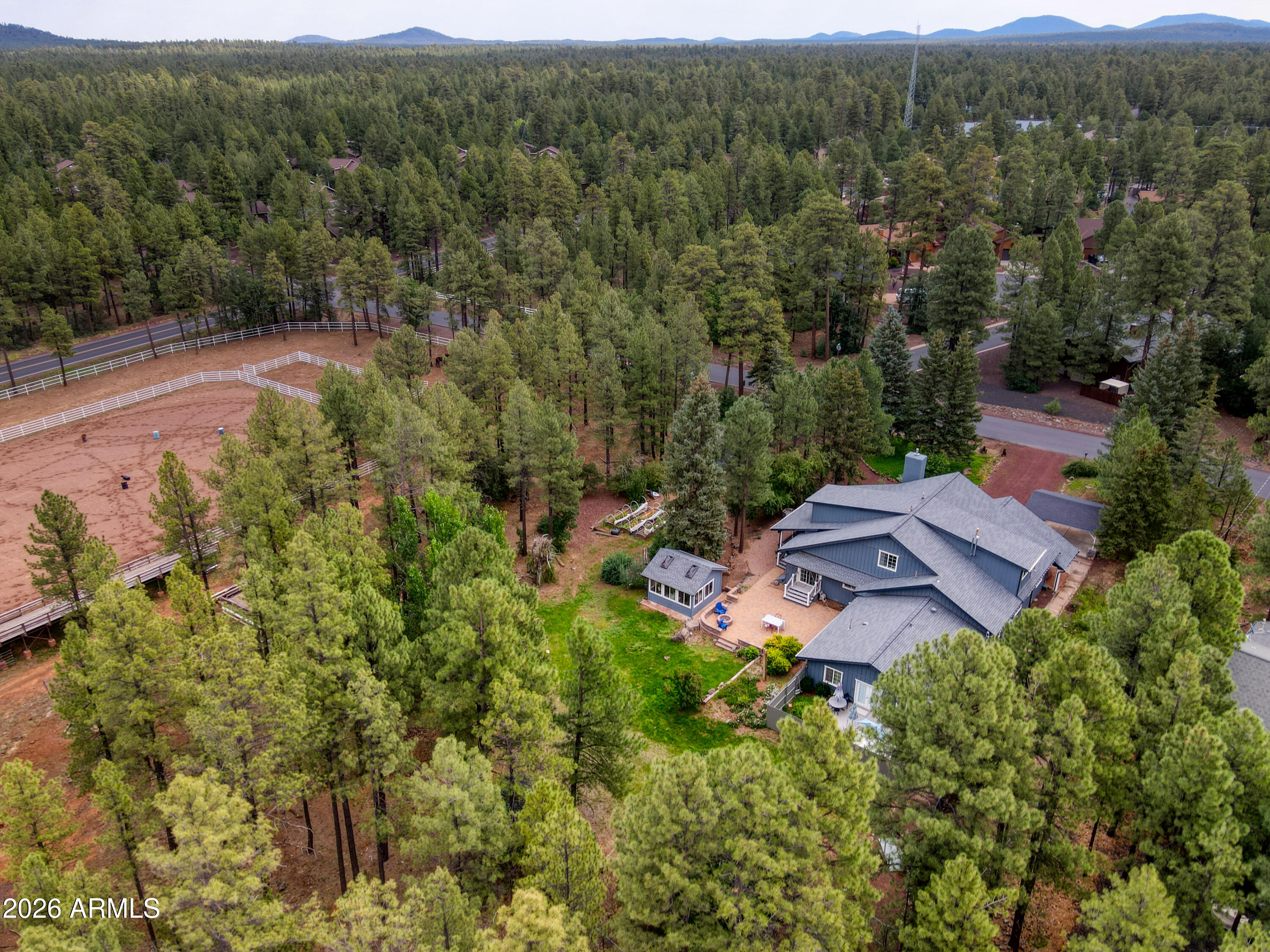 3042 MARK TWAIN Drive