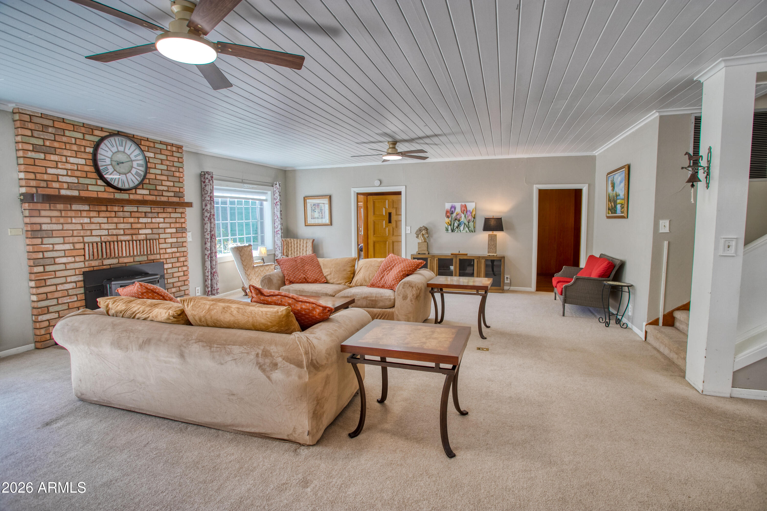 3042 MARK TWAIN Drive