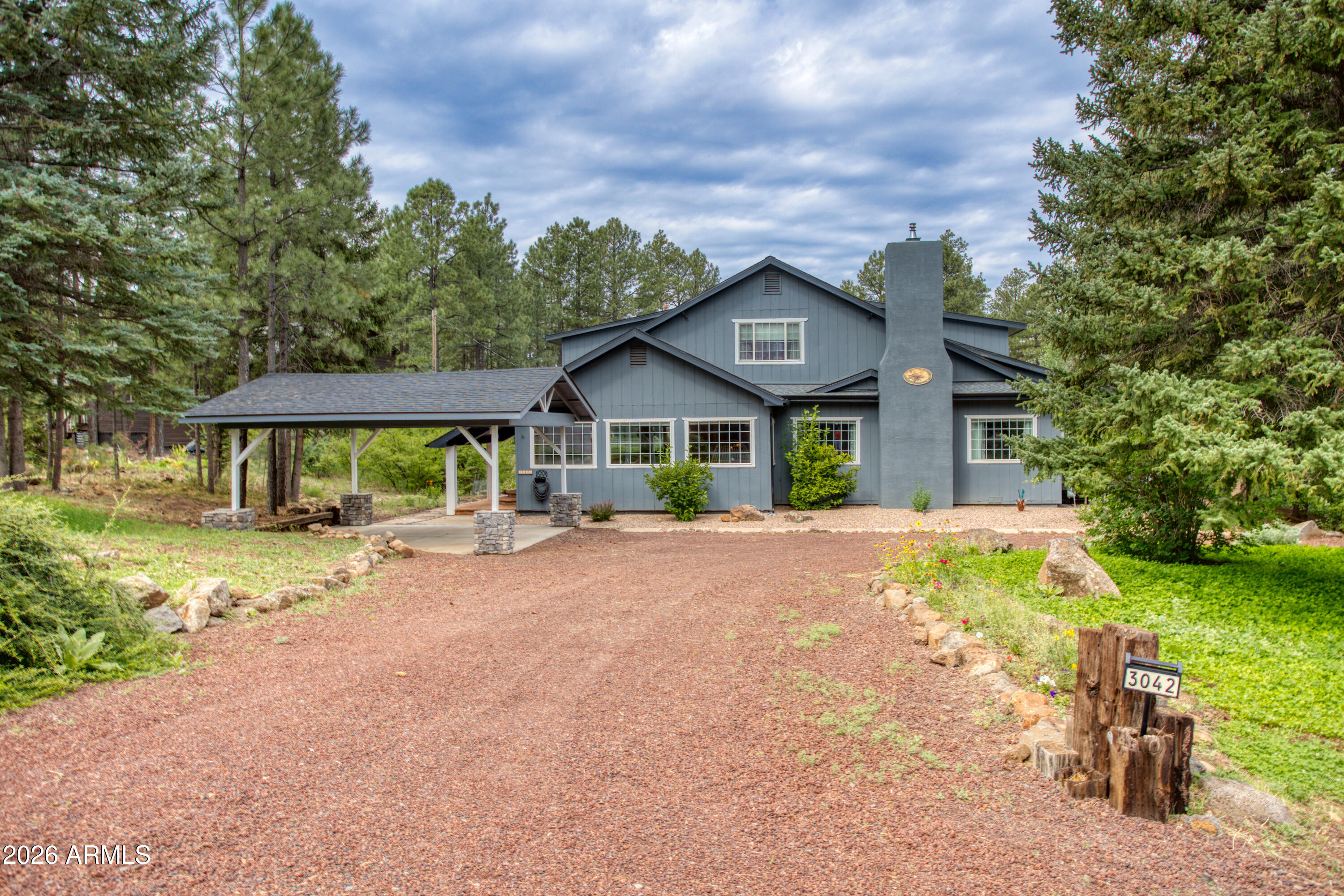 3042 MARK TWAIN Drive