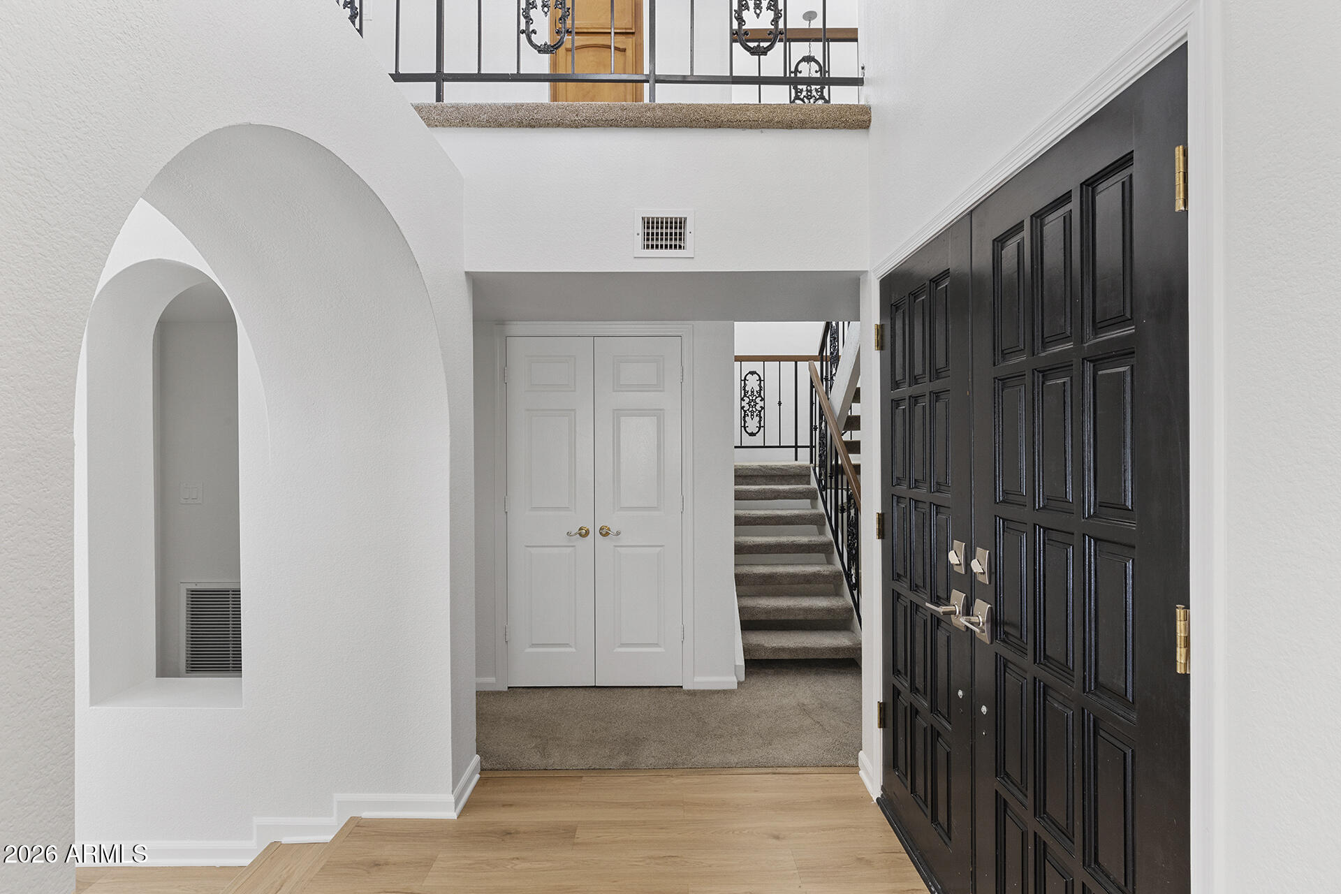 10805 N 9TH Place