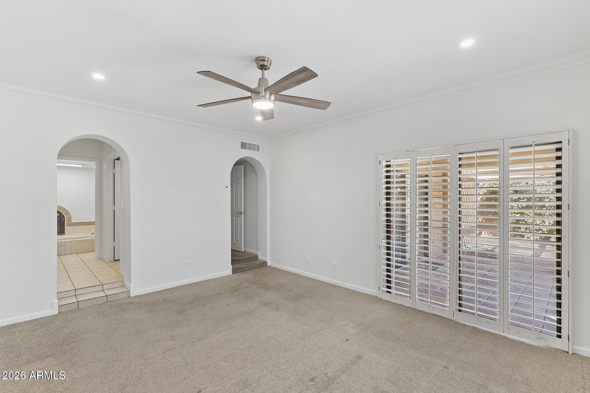 10805 N 9TH Place