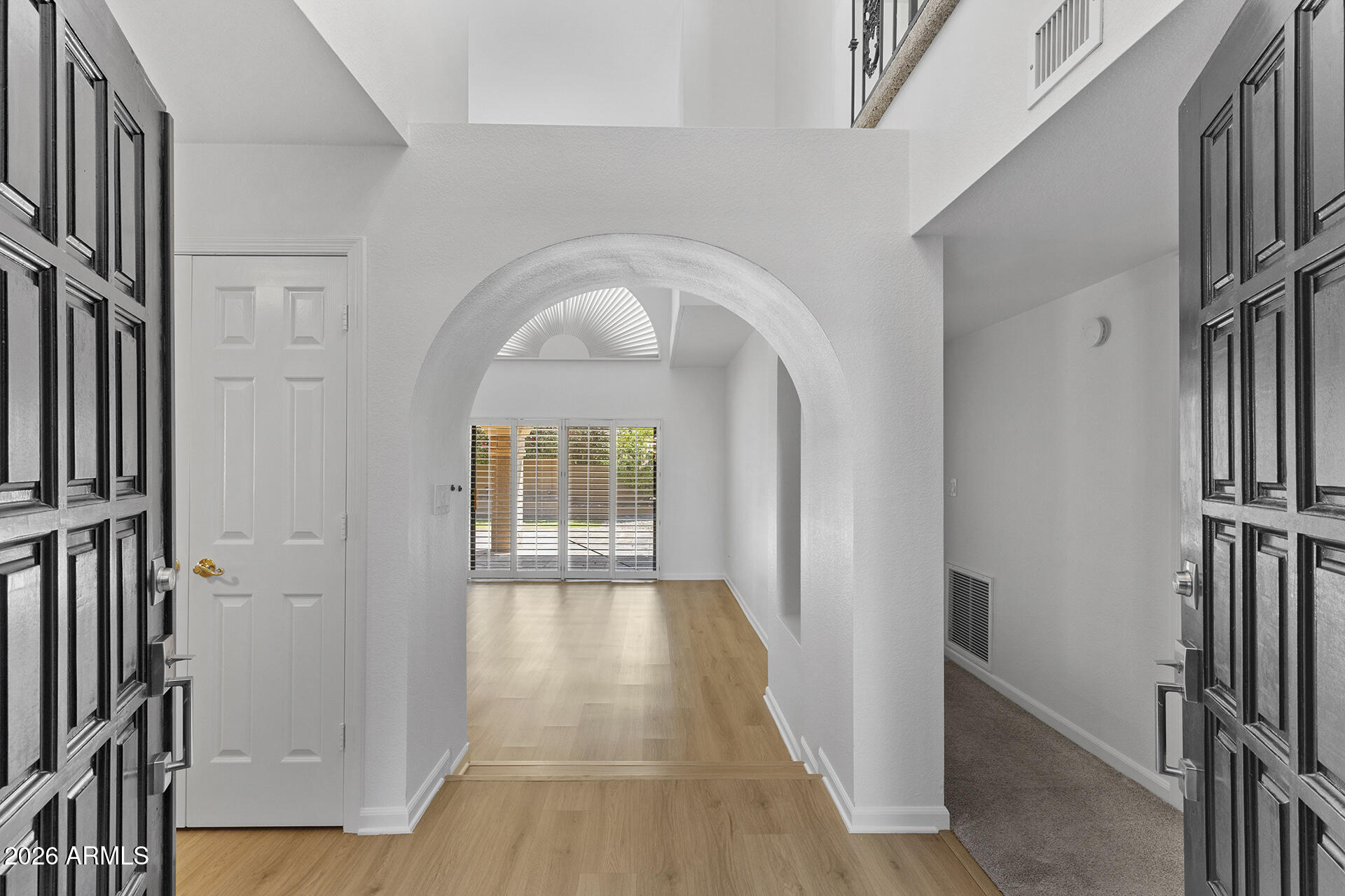 10805 N 9TH Place