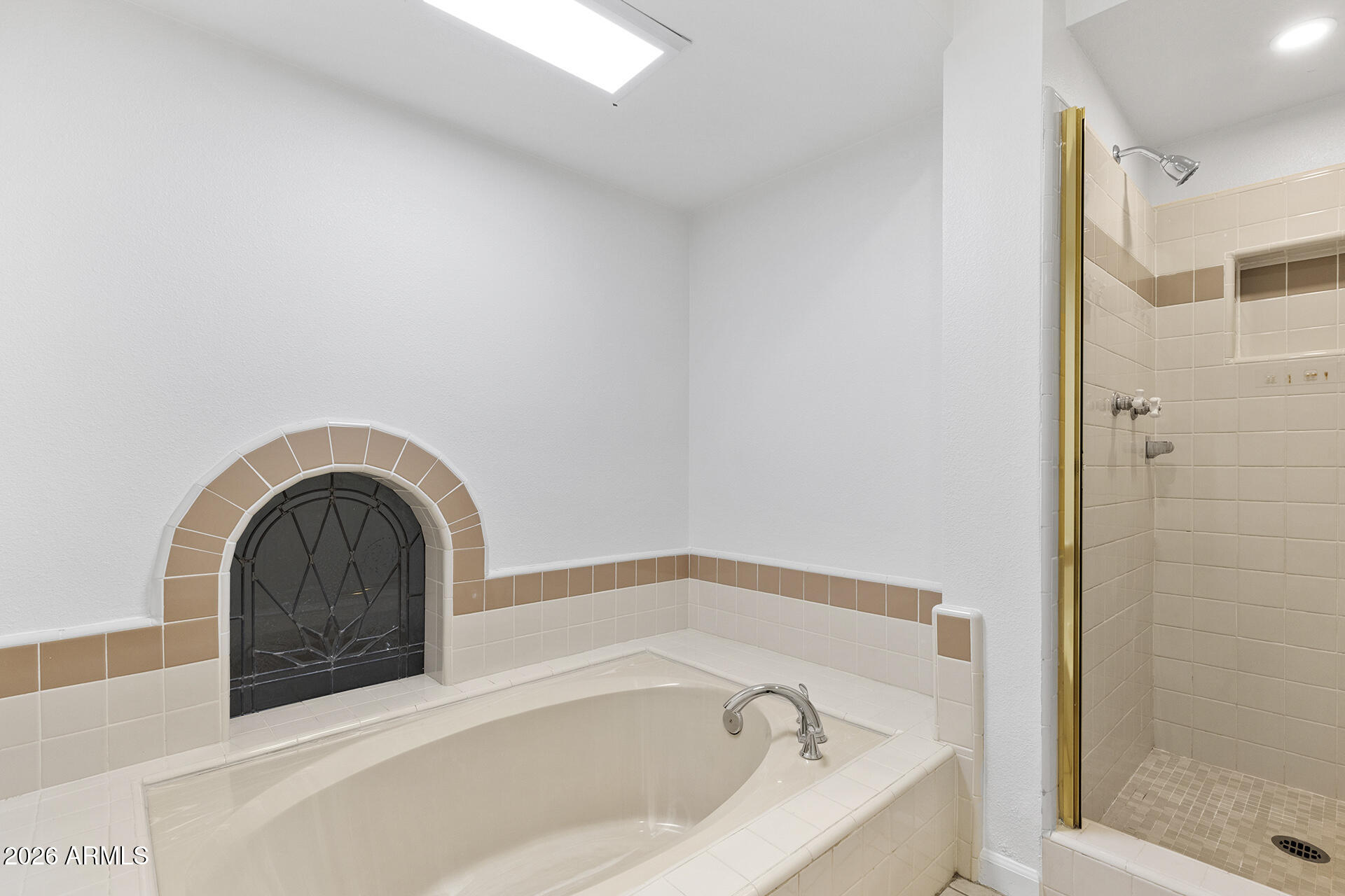 10805 N 9TH Place