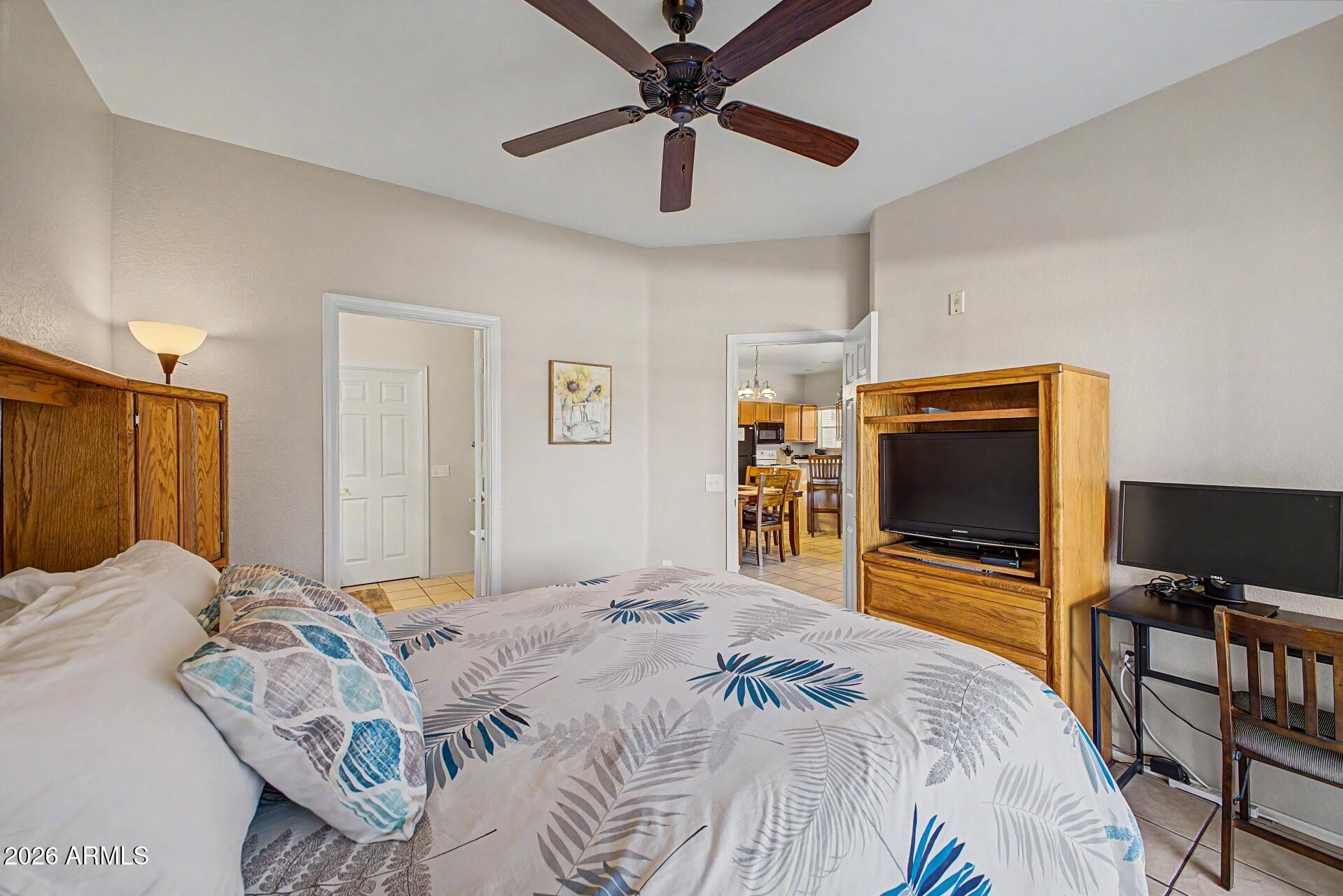 10410 N CAVE CREEK Road 2052