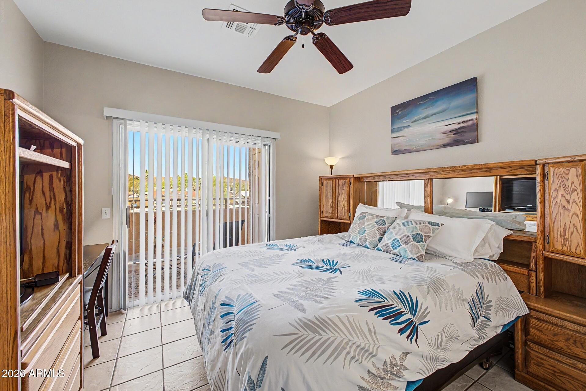 10410 N CAVE CREEK Road 2052