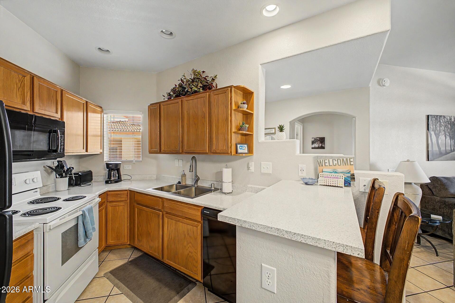 10410 N CAVE CREEK Road 2052