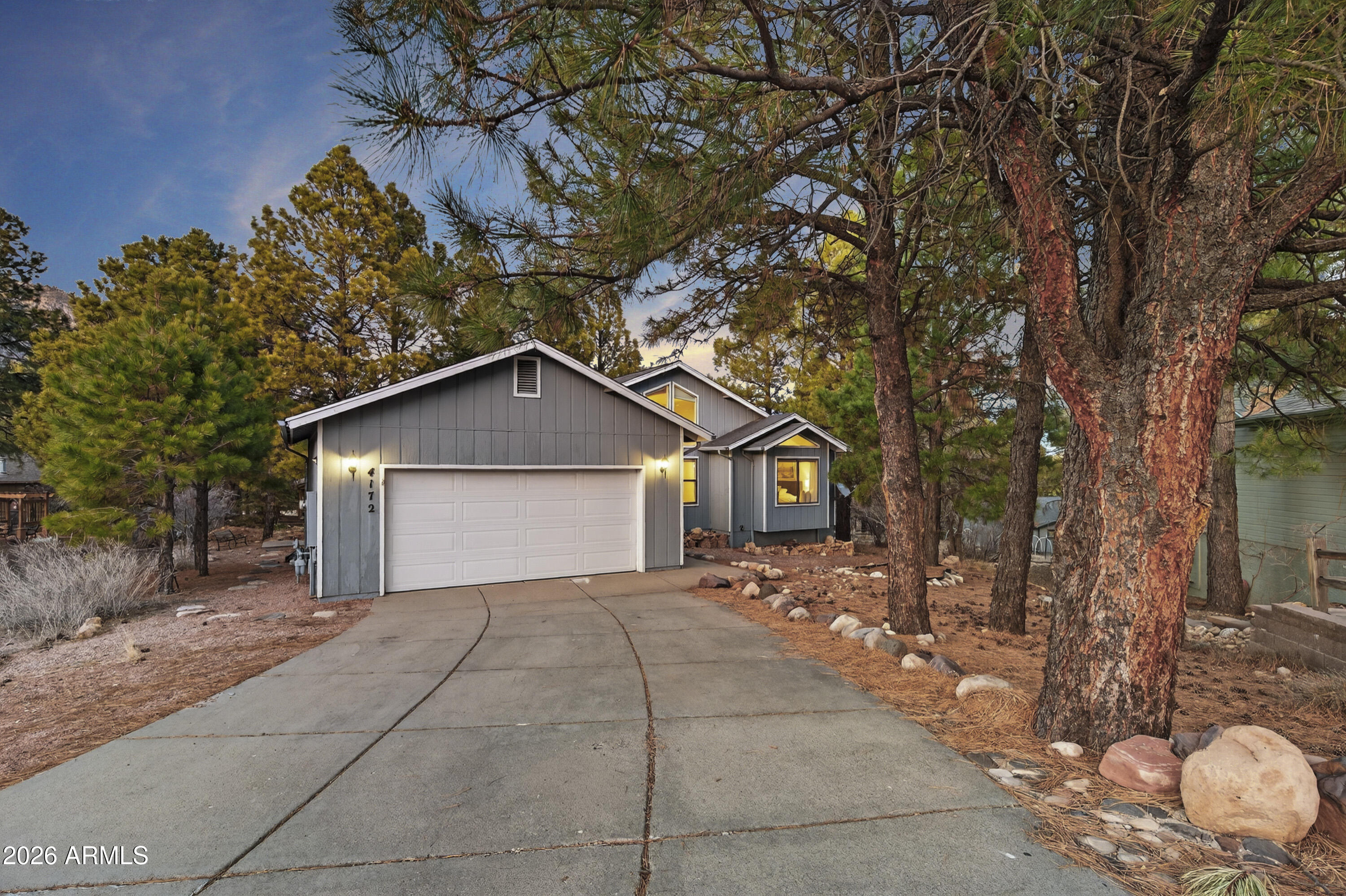 4172 E Broken Rock Loop