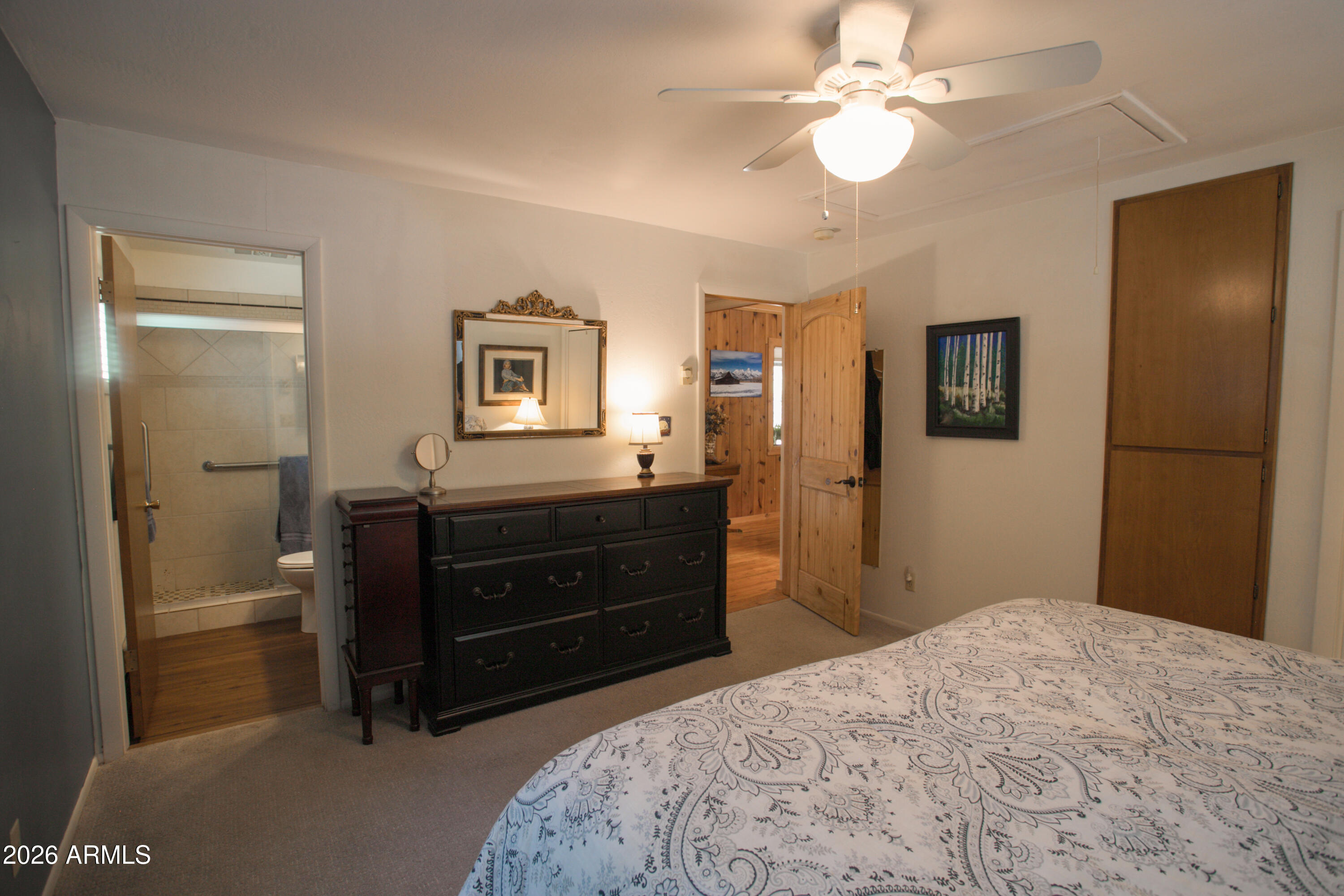 2982 HUMMINGBIRD Lane
