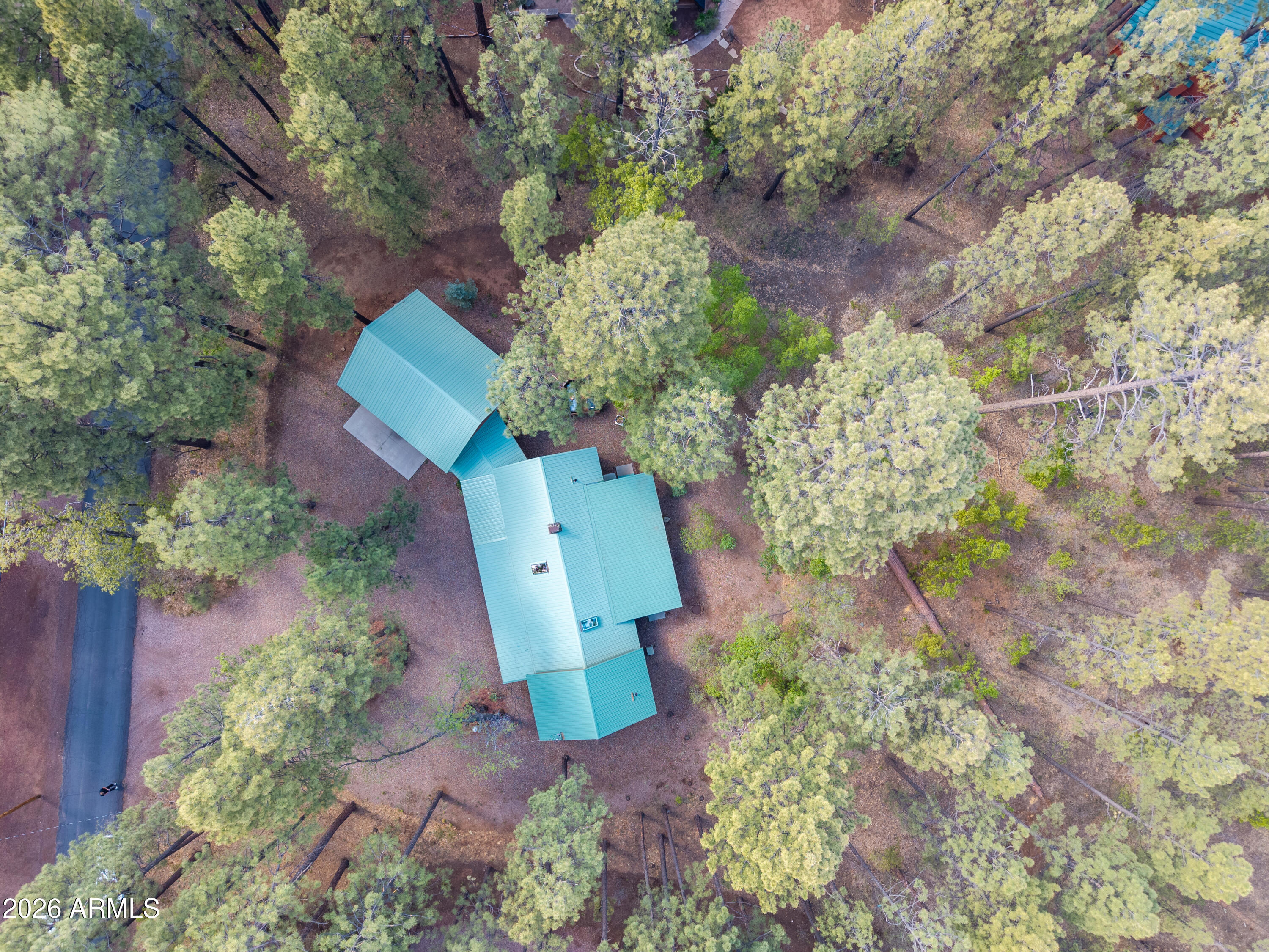 2982 HUMMINGBIRD Lane