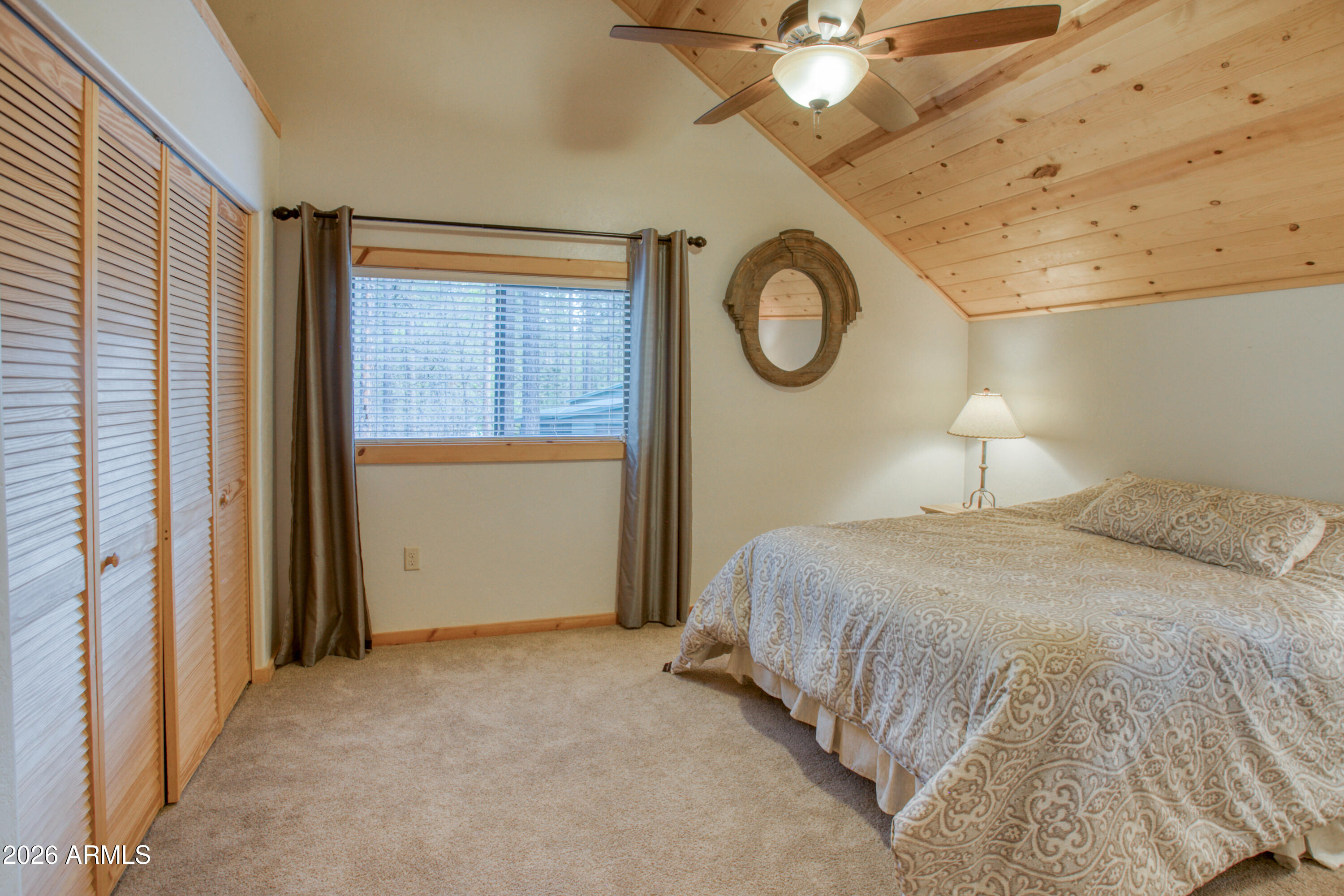 2982 HUMMINGBIRD Lane