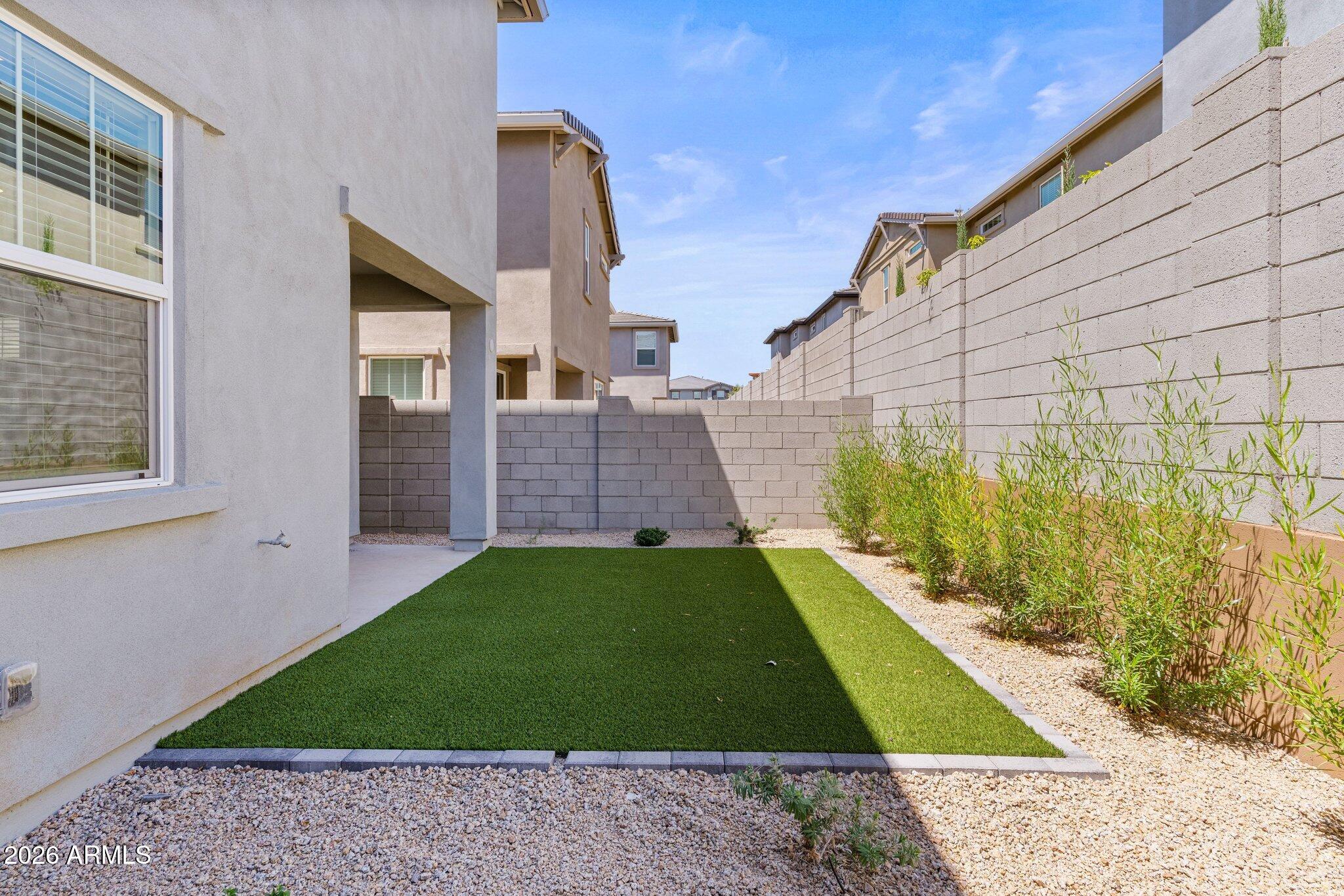 5844 E COVEY Lane