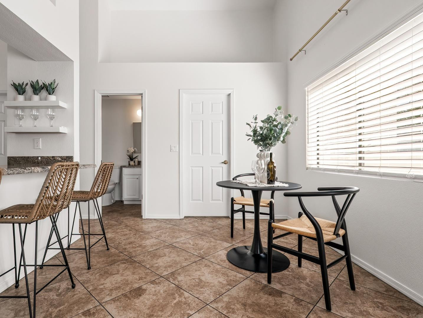 1110 N Gull Haven Court