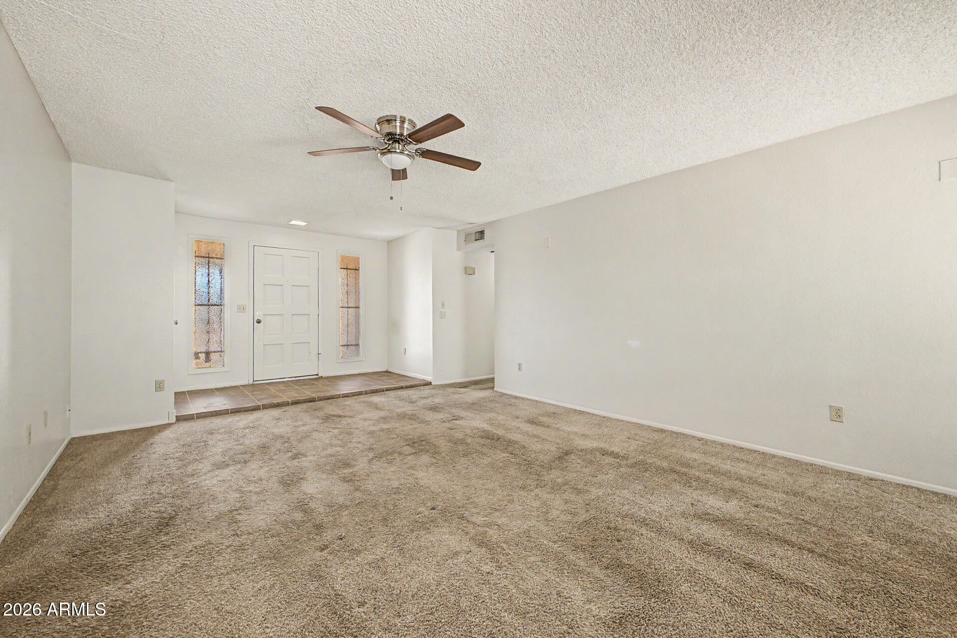 1068 W SANTA CRUZ Drive