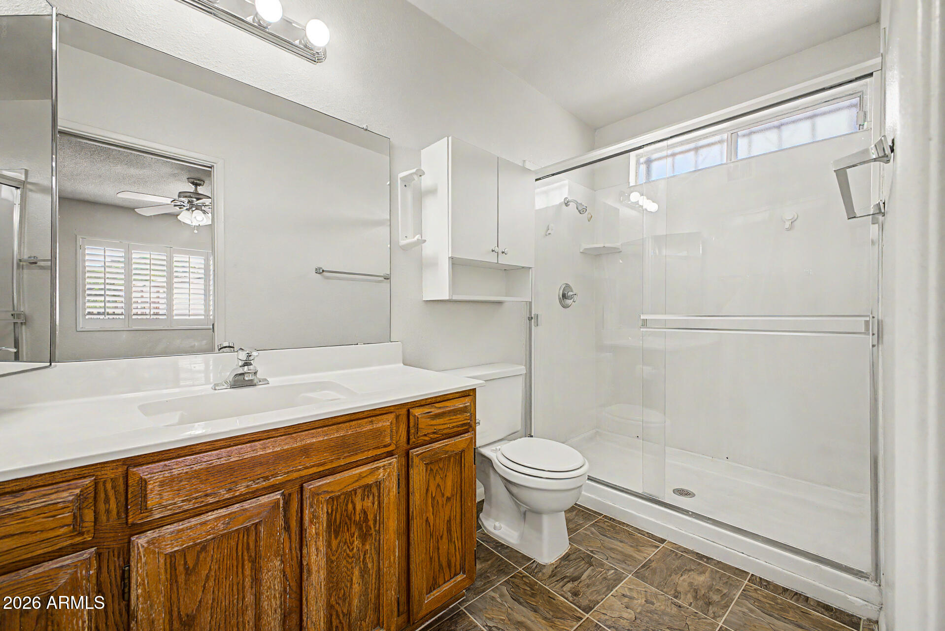 1068 W SANTA CRUZ Drive