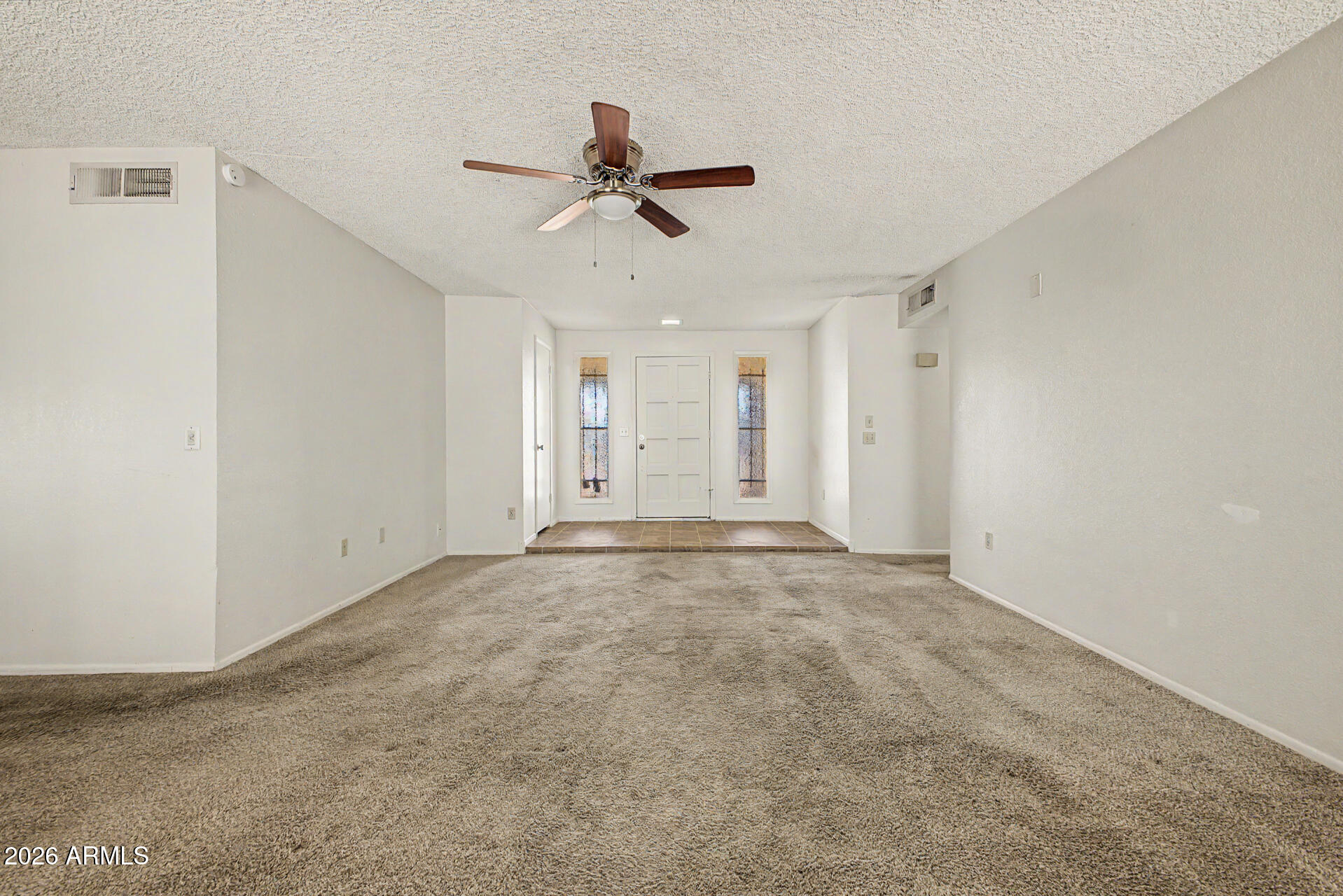 1068 W SANTA CRUZ Drive