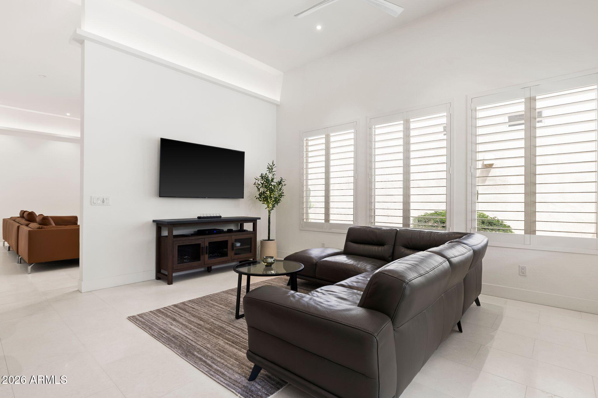 7495 E SUNNYVALE Drive
