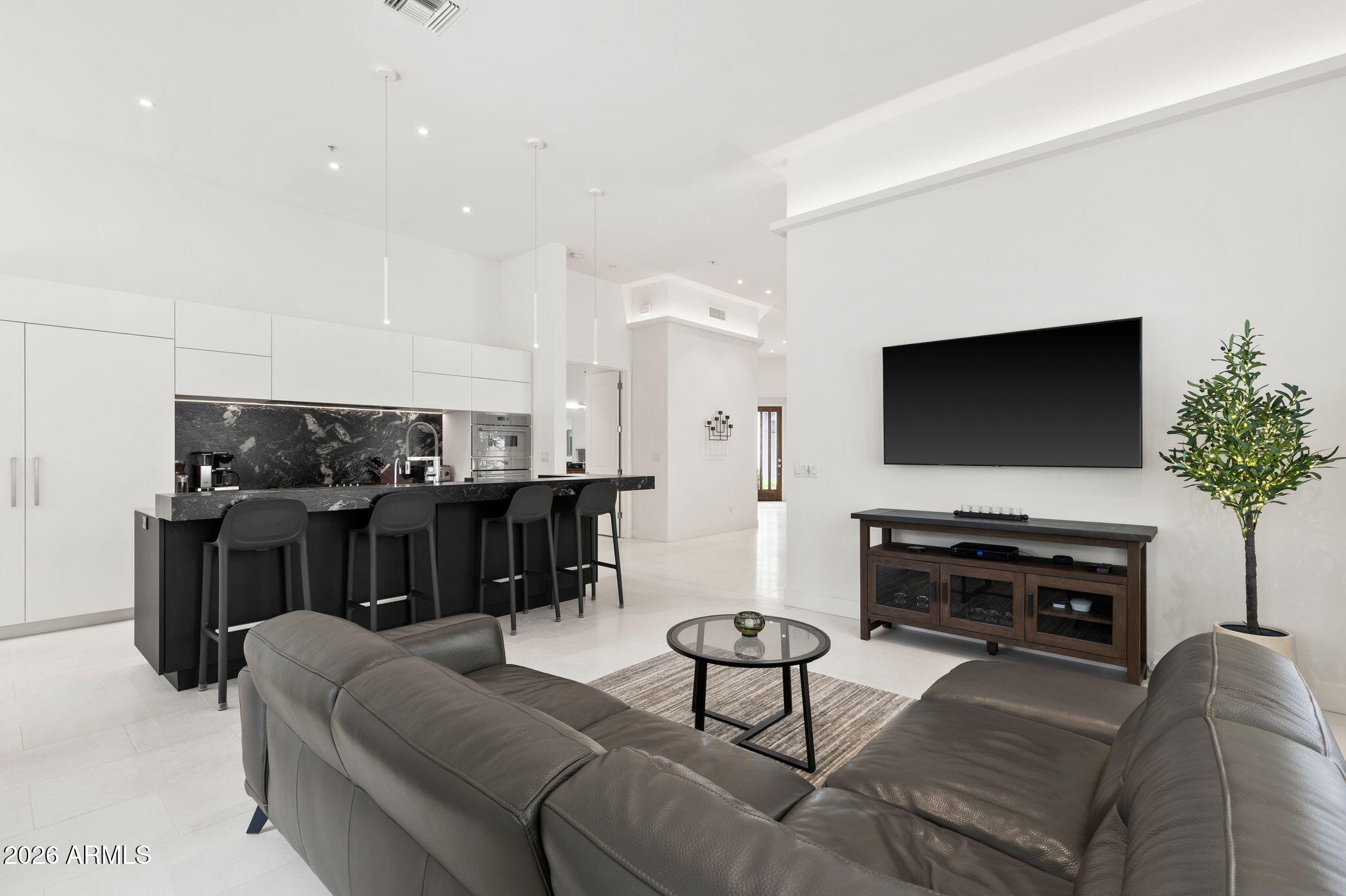 7495 E SUNNYVALE Drive