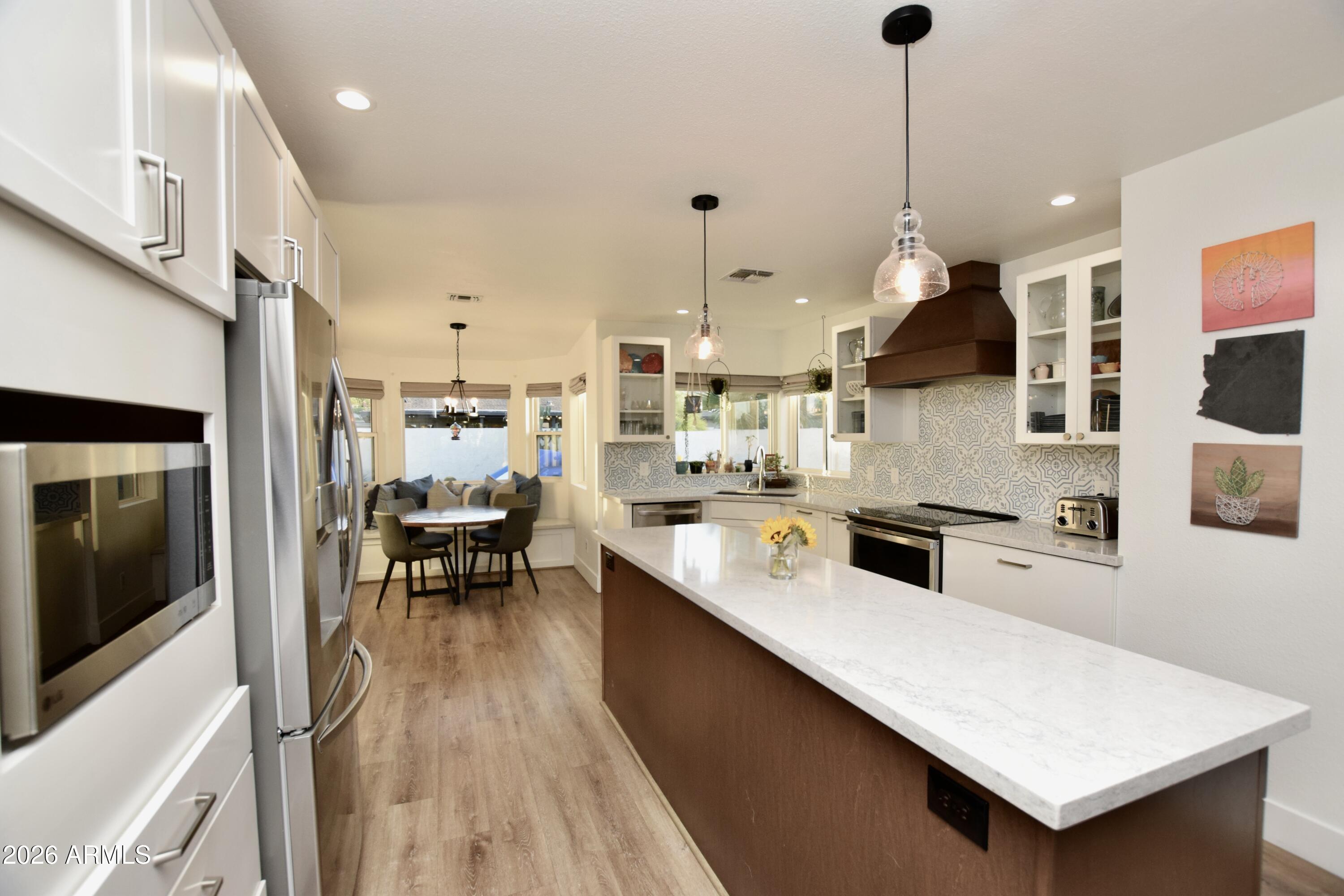 201 W PERSHING Avenue