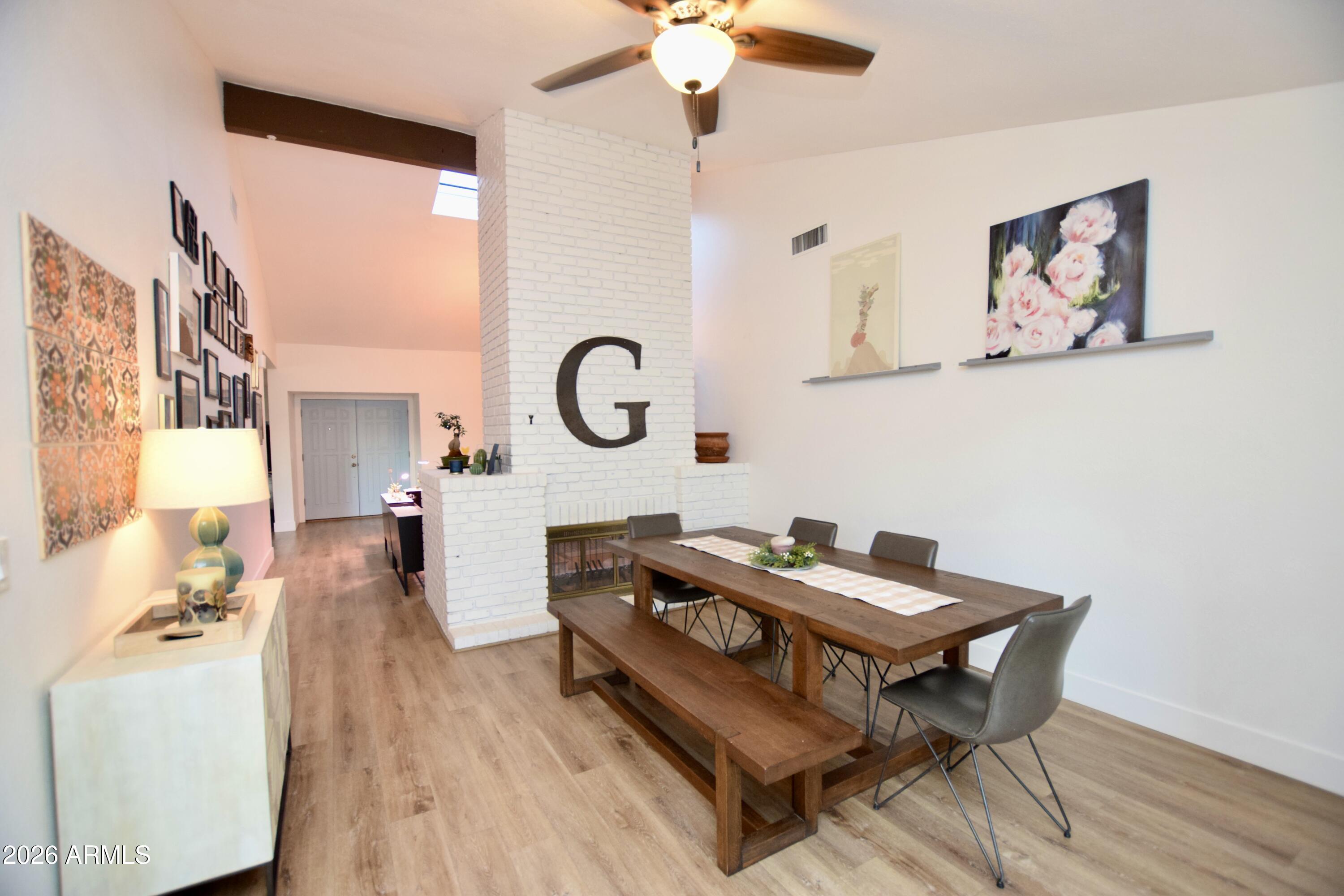 201 W PERSHING Avenue
