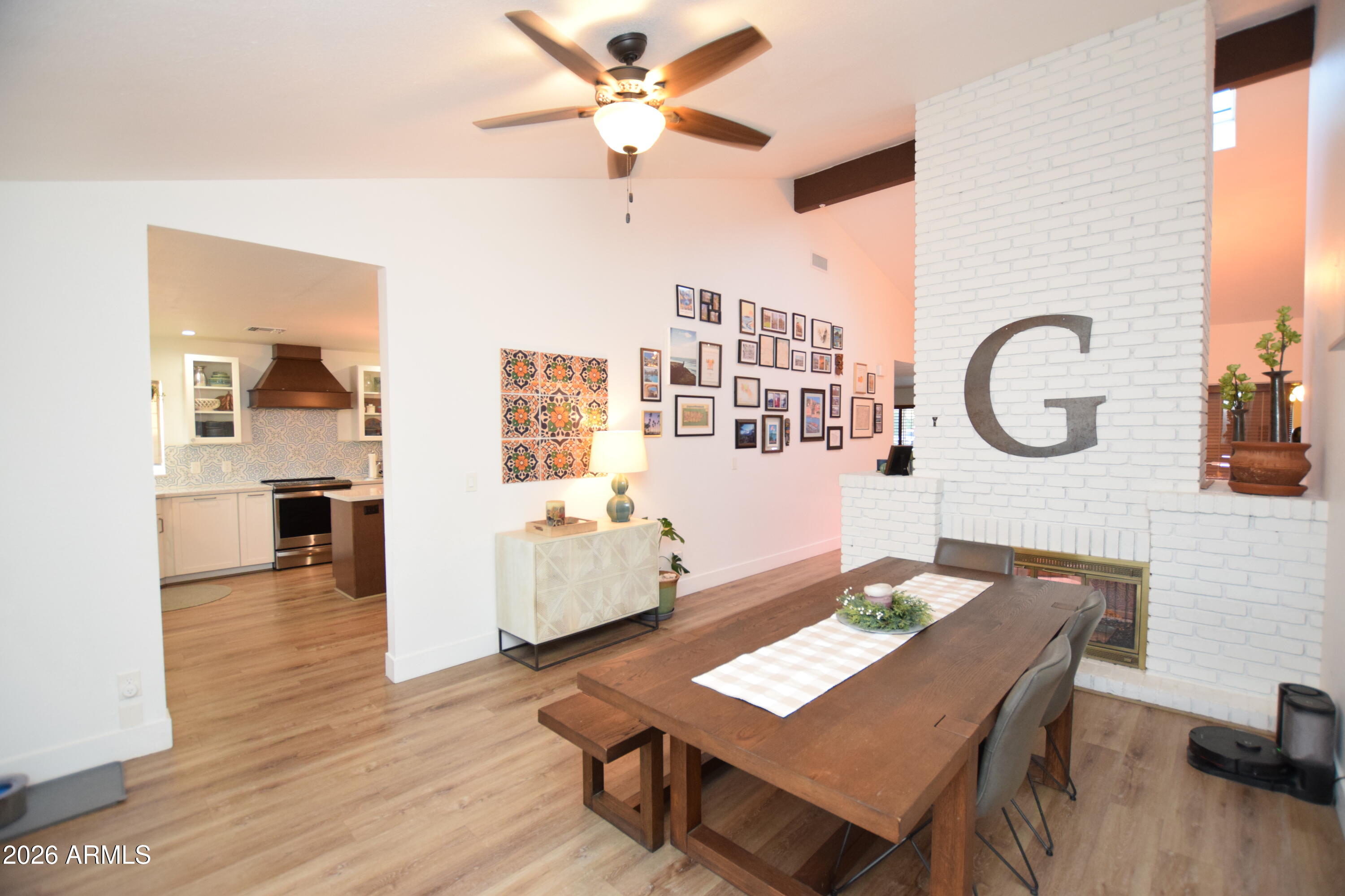 201 W PERSHING Avenue