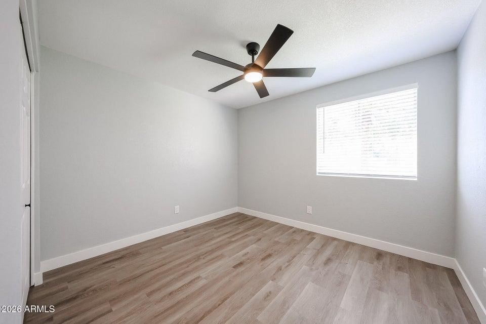 3951 E Waltann Lane